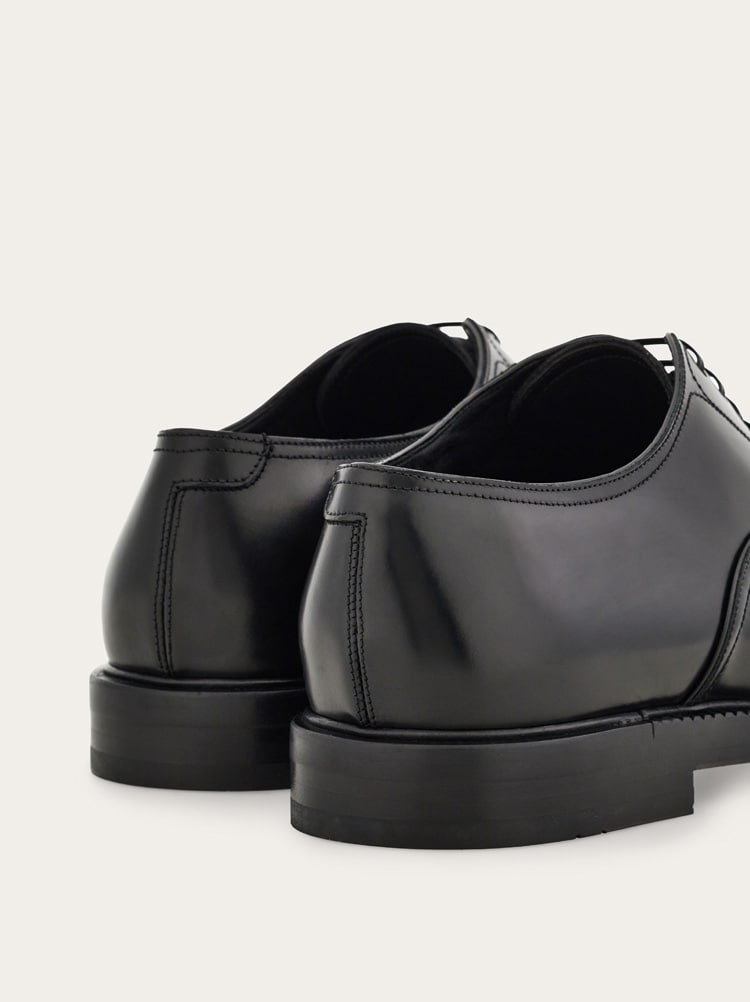 Derby shoe Gallery image 4