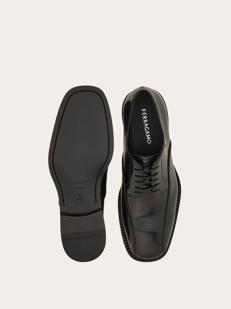 Derby shoe Gallery image 6