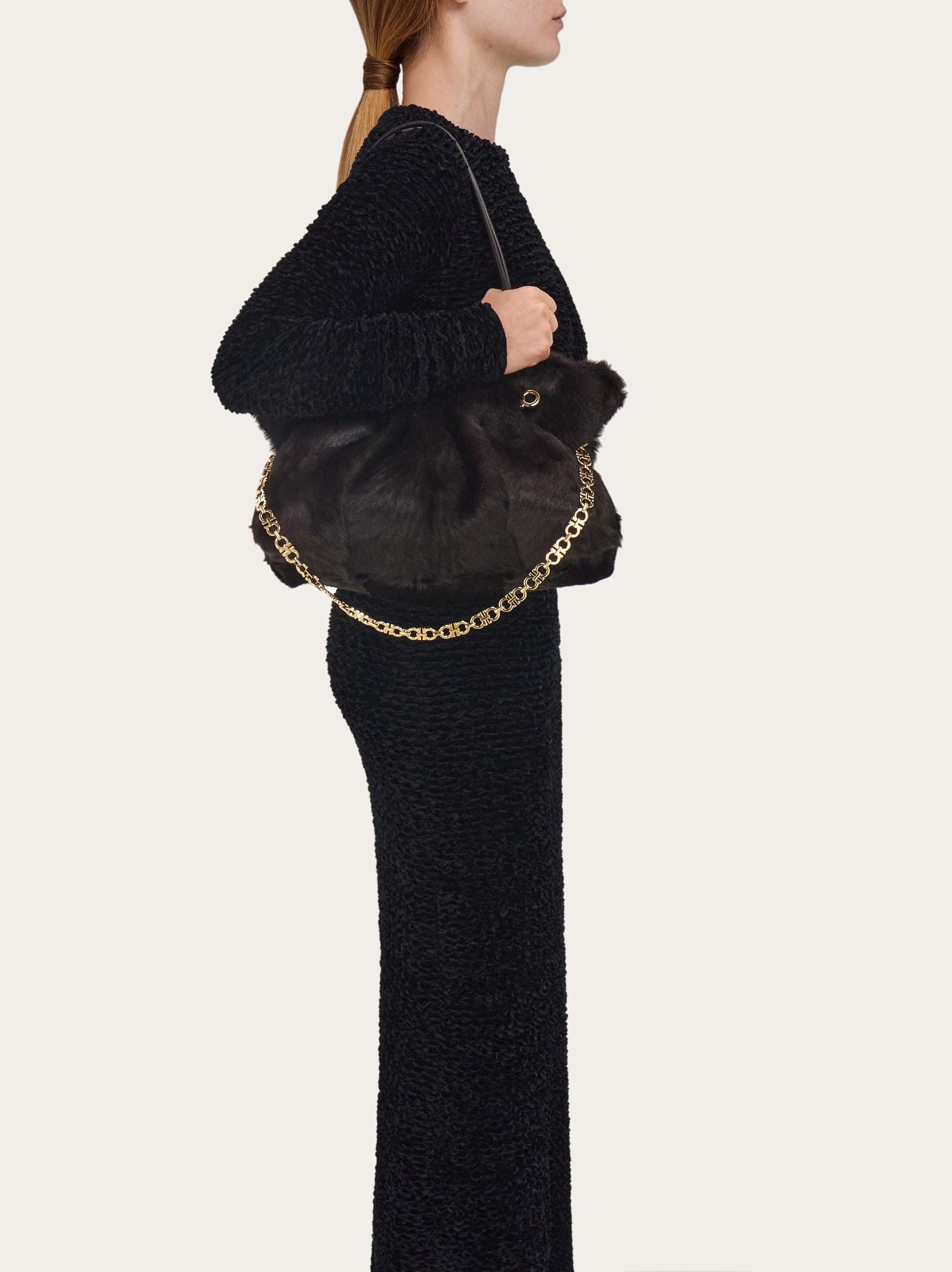 Ferragamo パーティーバッグ 黒 ファー　リザード　ミンク 787840_00_cart_r20.jpg