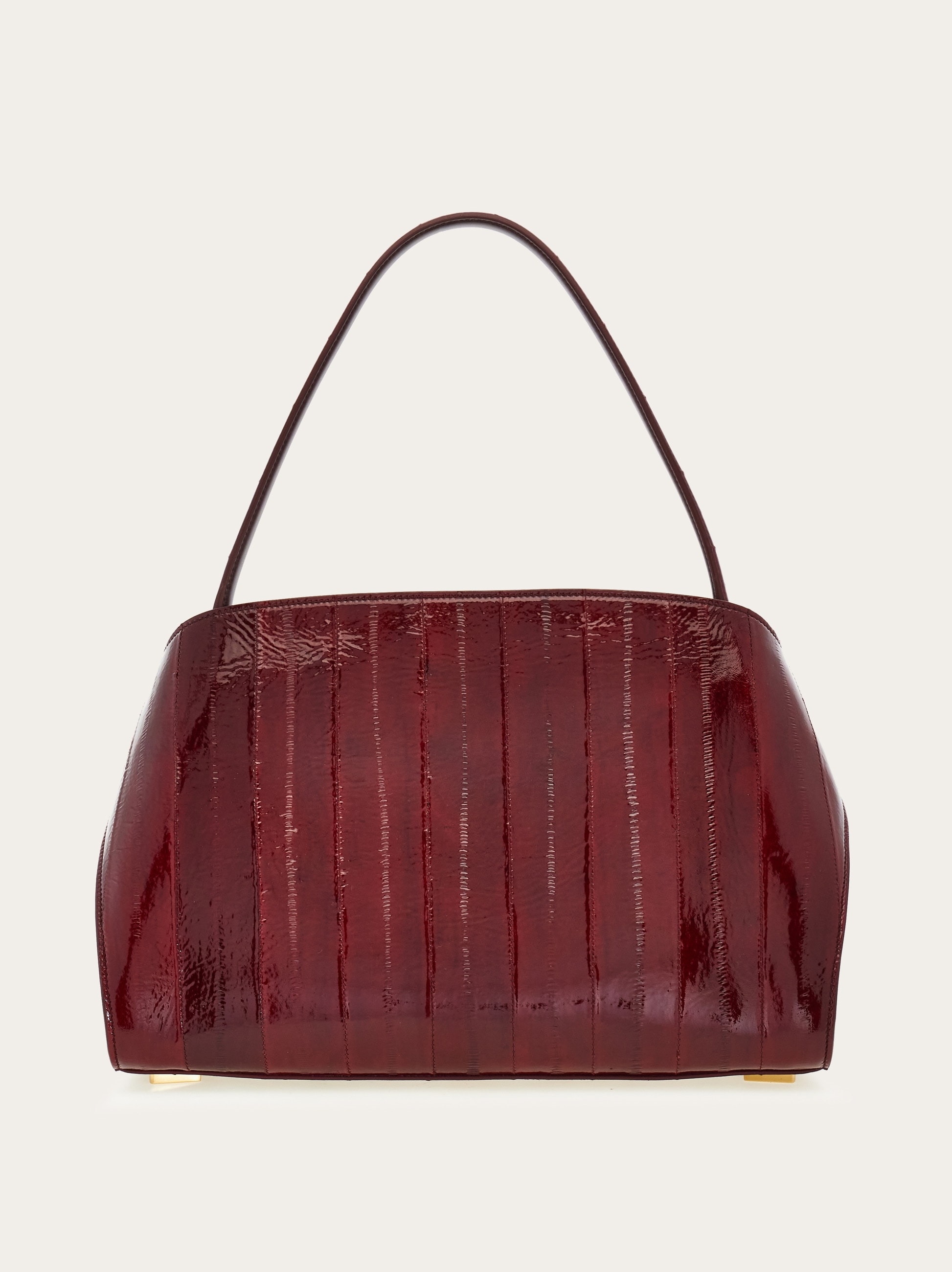Hug soft shoulder bag (M) - Women | Ferragamo