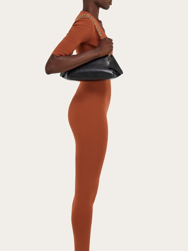 Folded shoulder bag (S) Gallery image 2