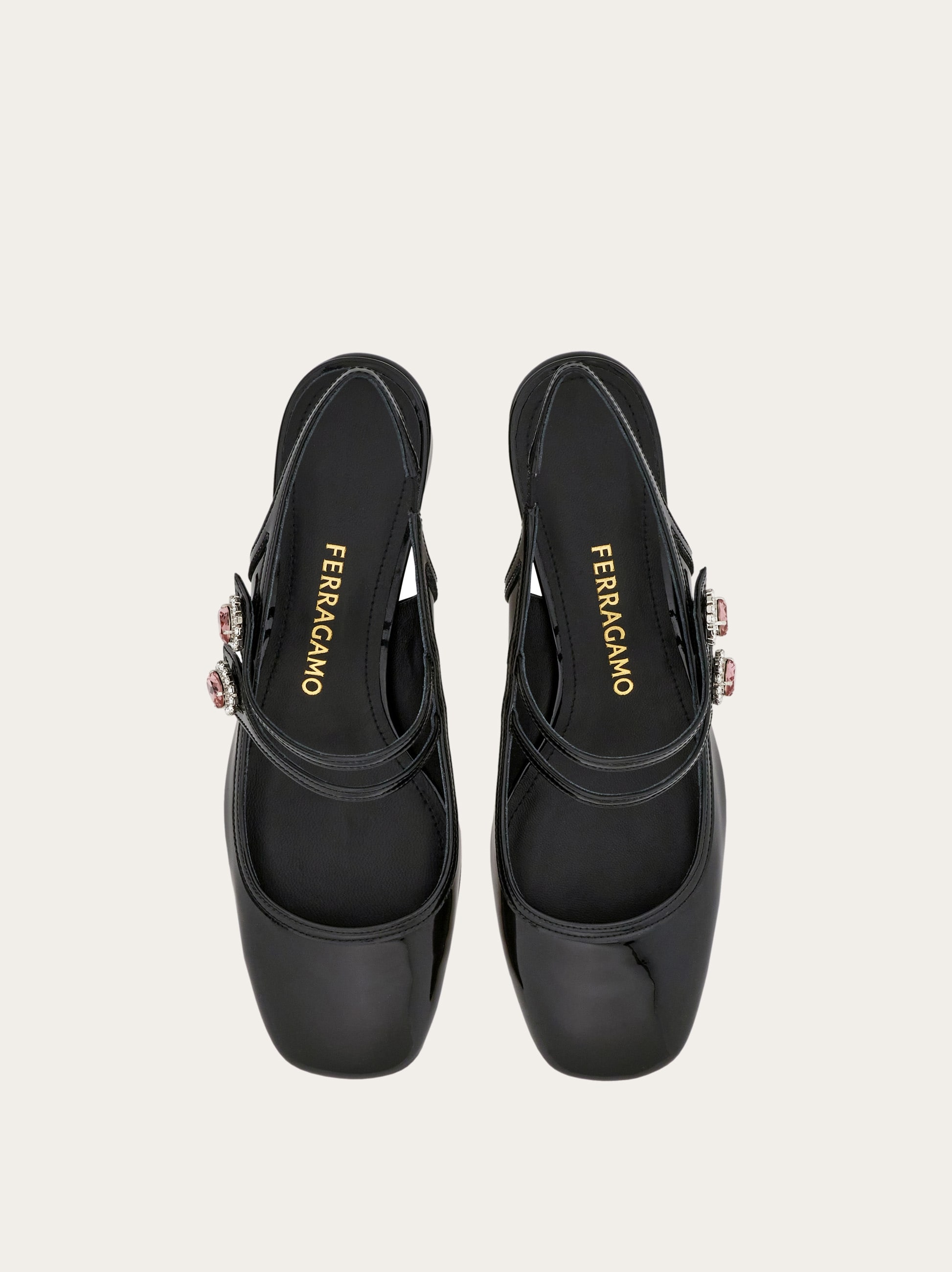 美品 フェラガモ スリングバック リボンミュール 近年モデル 黒