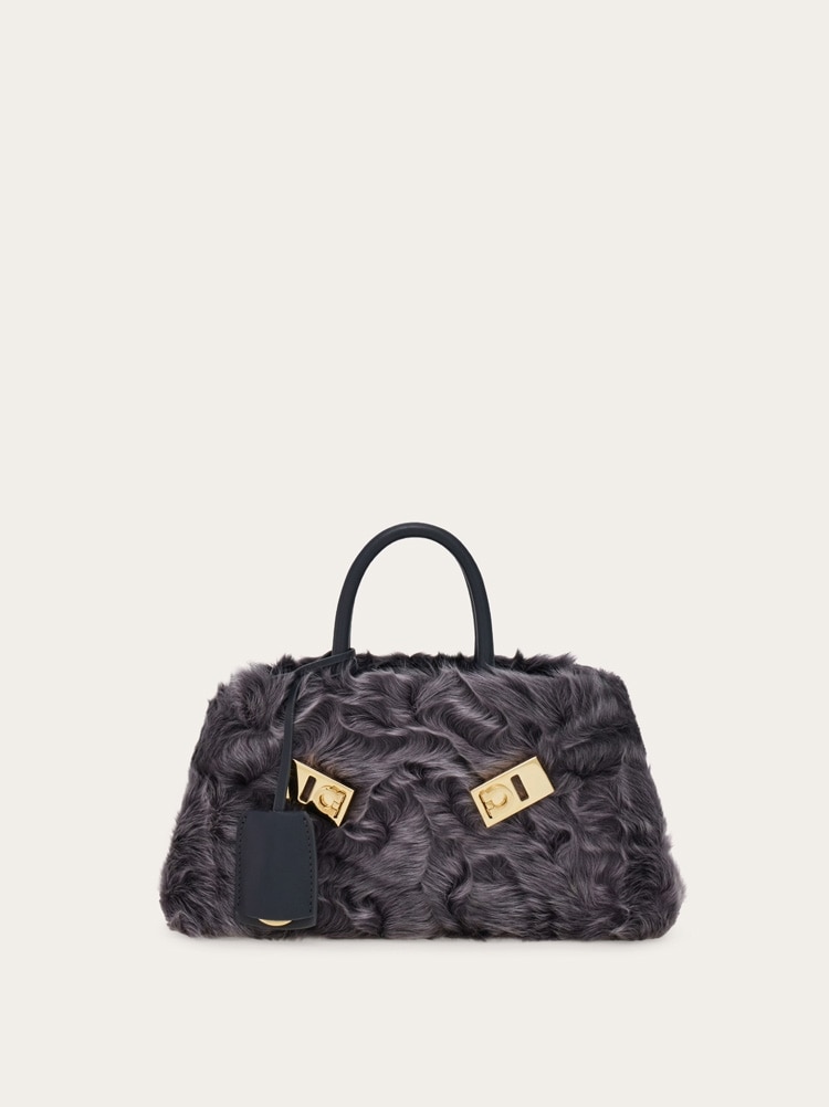 Hug handbag (XS) Gallery image 1