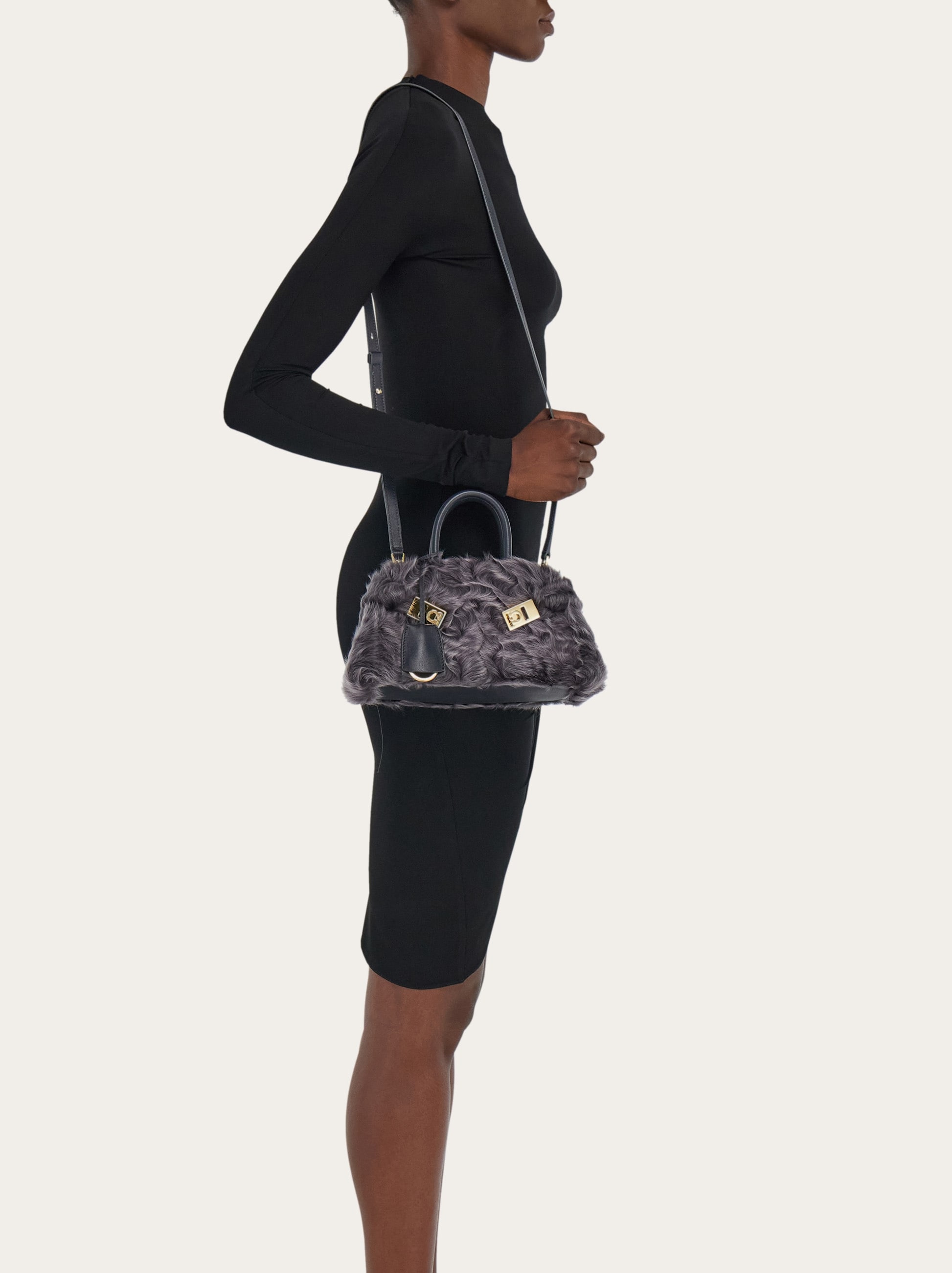 Hug handbag (XS) - Women | Ferragamo