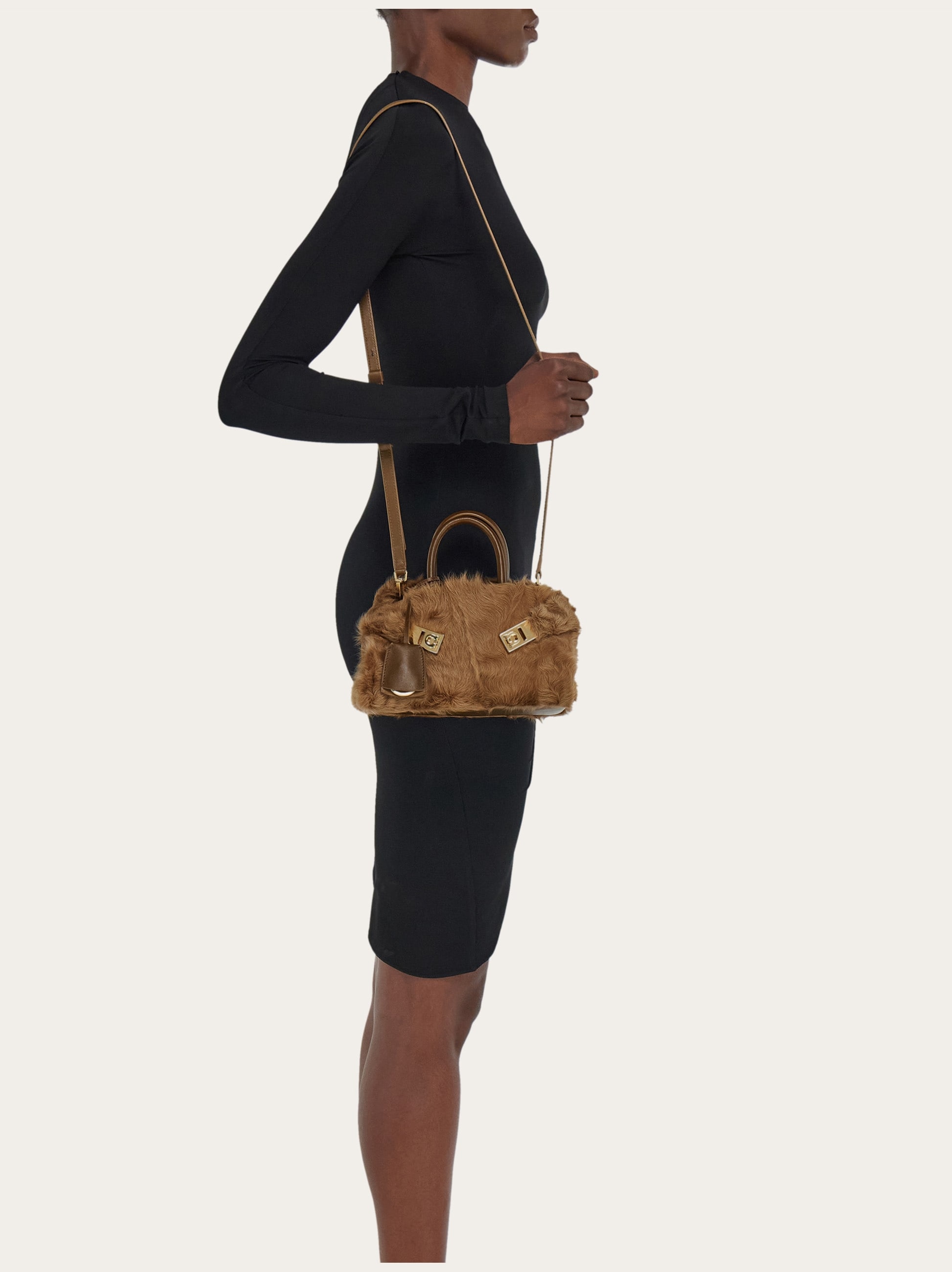 Hug handbag (XS) - Women | Ferragamo