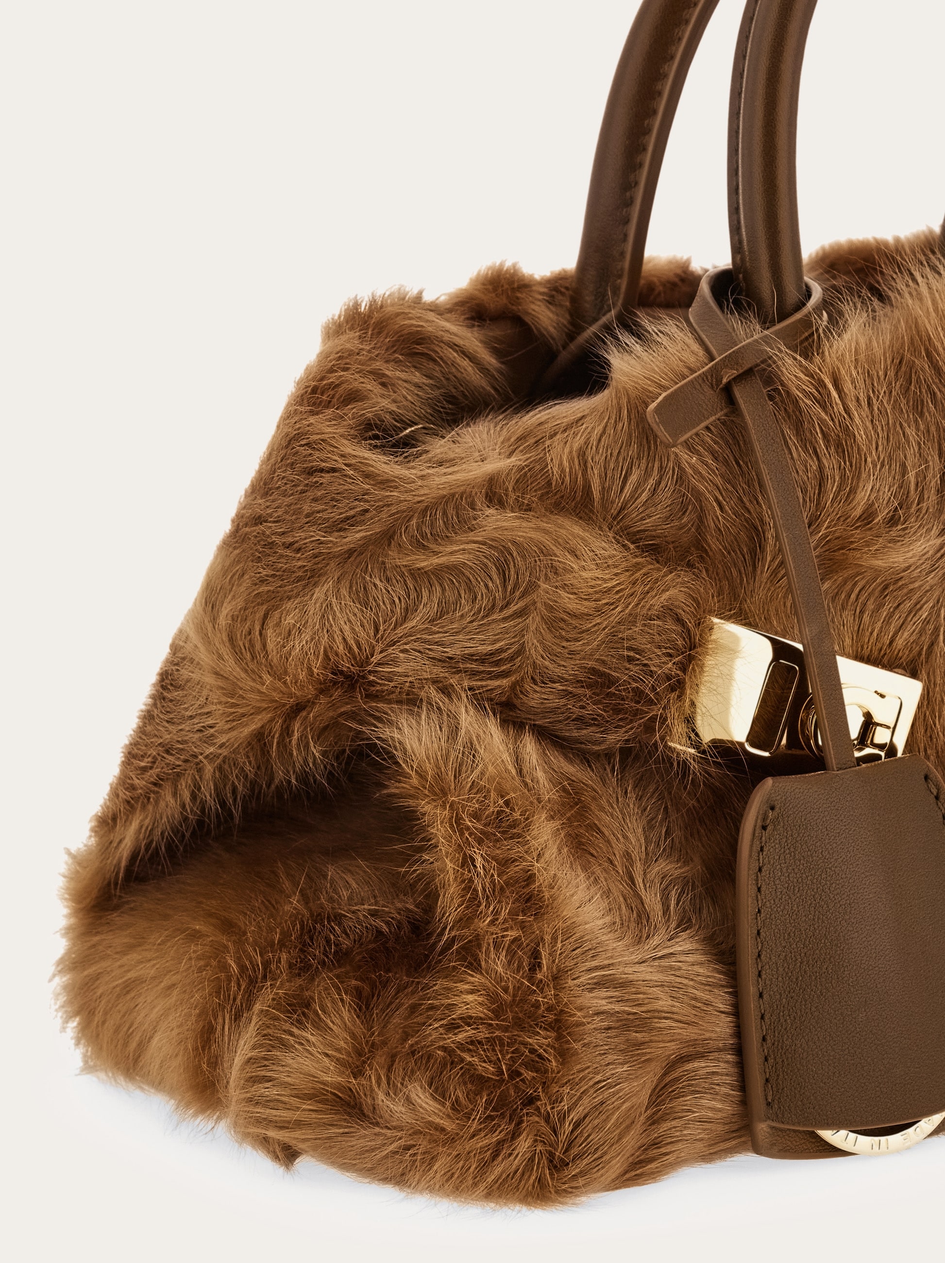 (10月1日まで)よんぴょん フェラガモ Hug ハンドバッグ XS Hug ハンドバッグ (XS) - ウィメンズ | Ferragamo