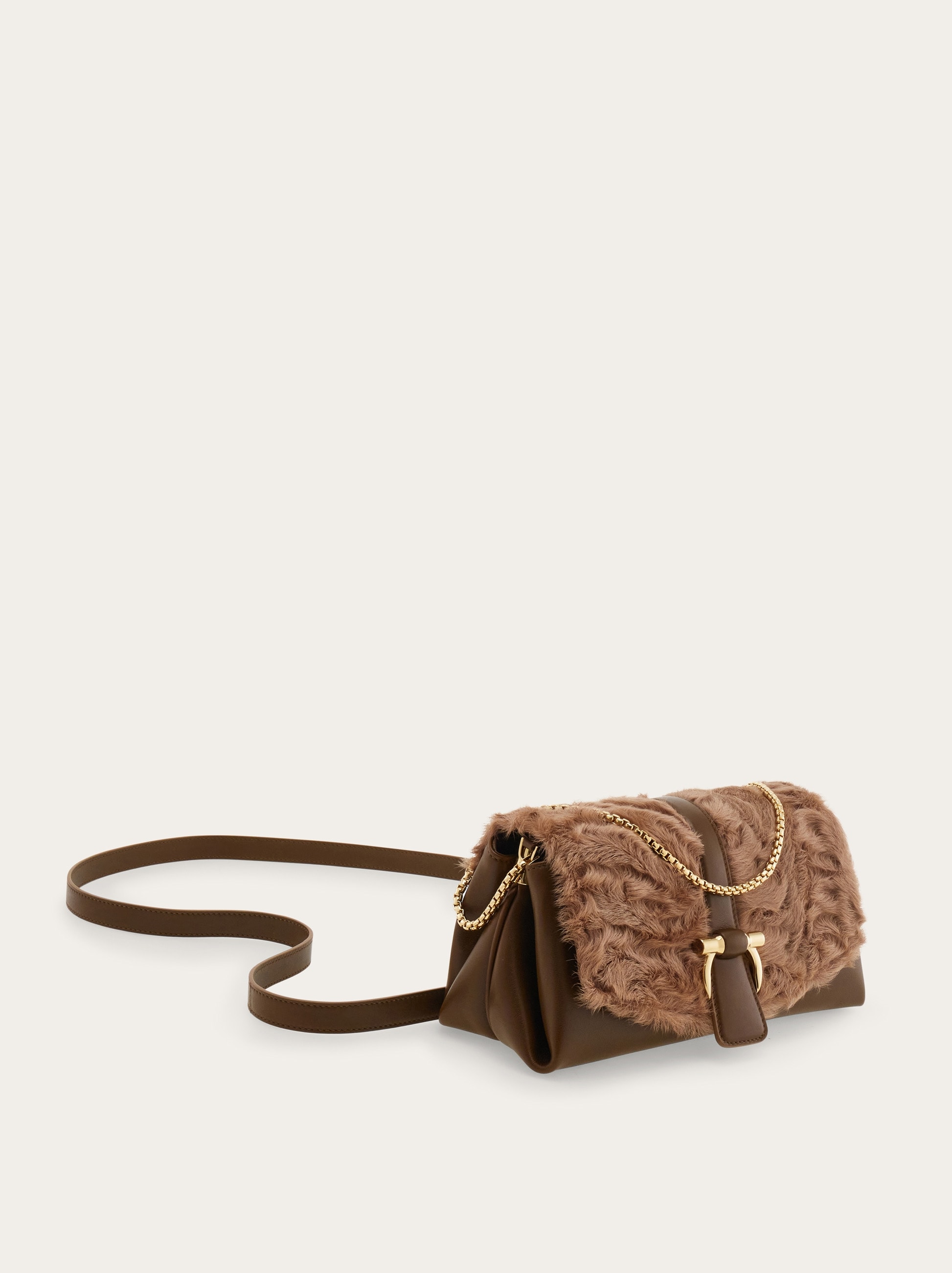 フラップ クロスボディバッグ(S) - ウィメンズ | Ferragamo フラップ クロスボディバッグ(S) - ウィメンズ | Ferragamo