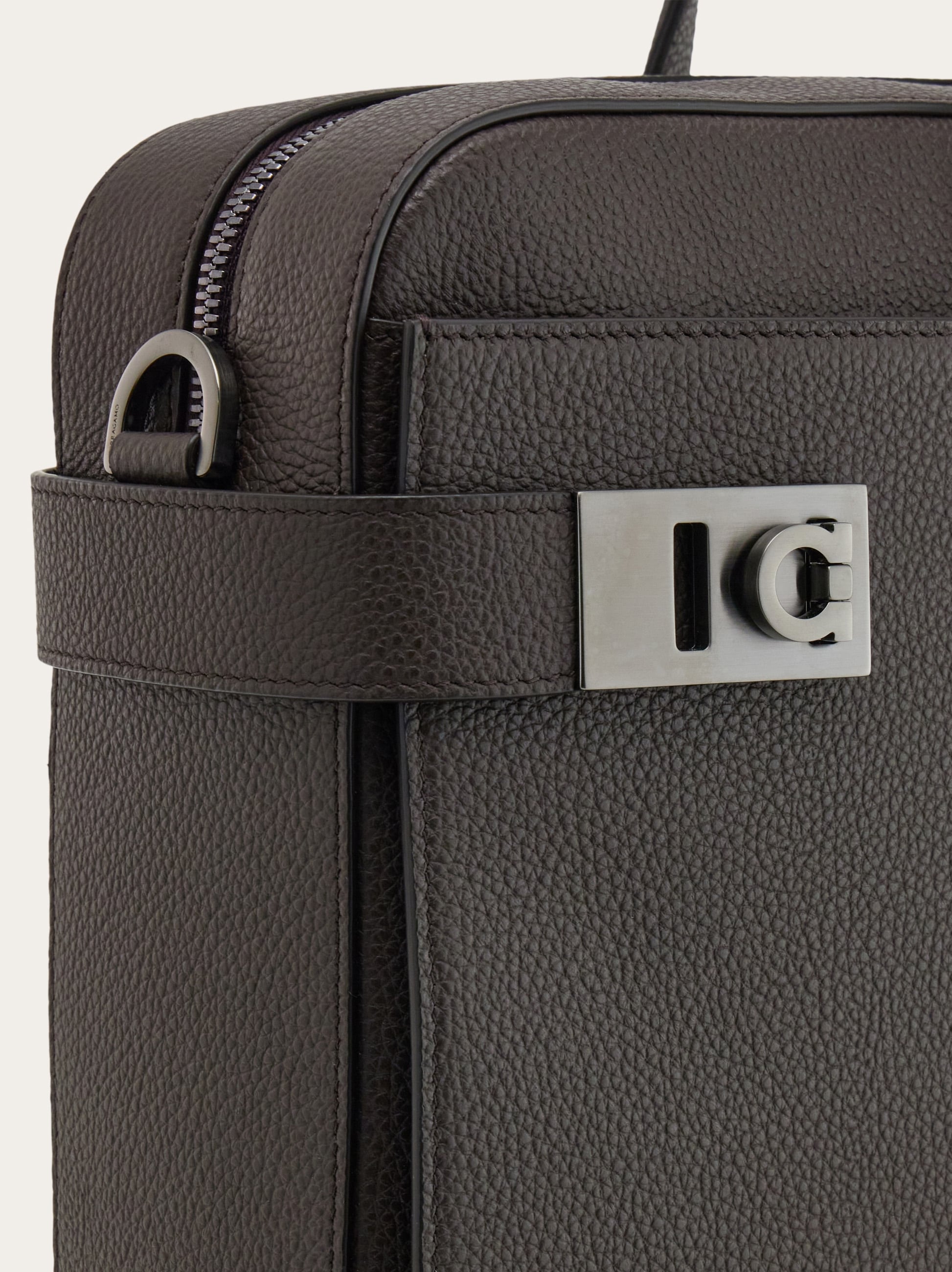 ブリーフケース(M) - メンズ | Ferragamo