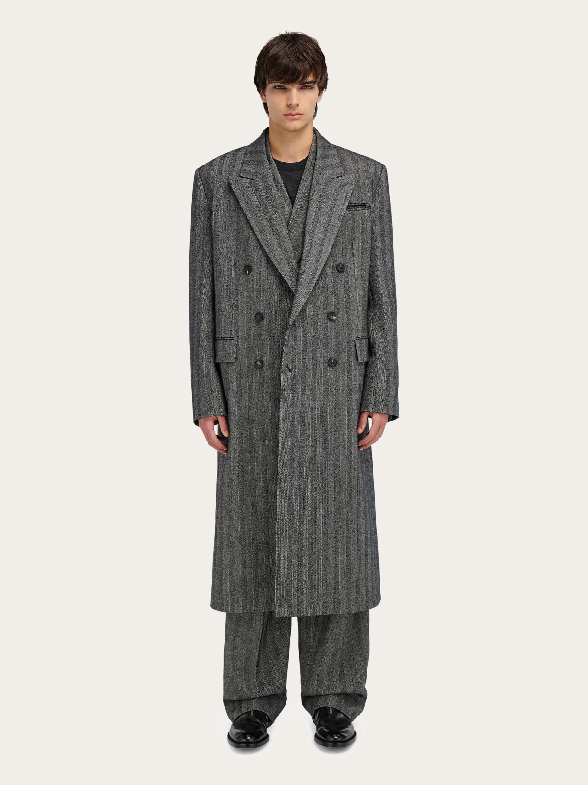 Salvatore Ferragamo グレー ダブルブレスト トレンチコート Salvatore Ferragamo グレー ダブルブレスト トレンチコート