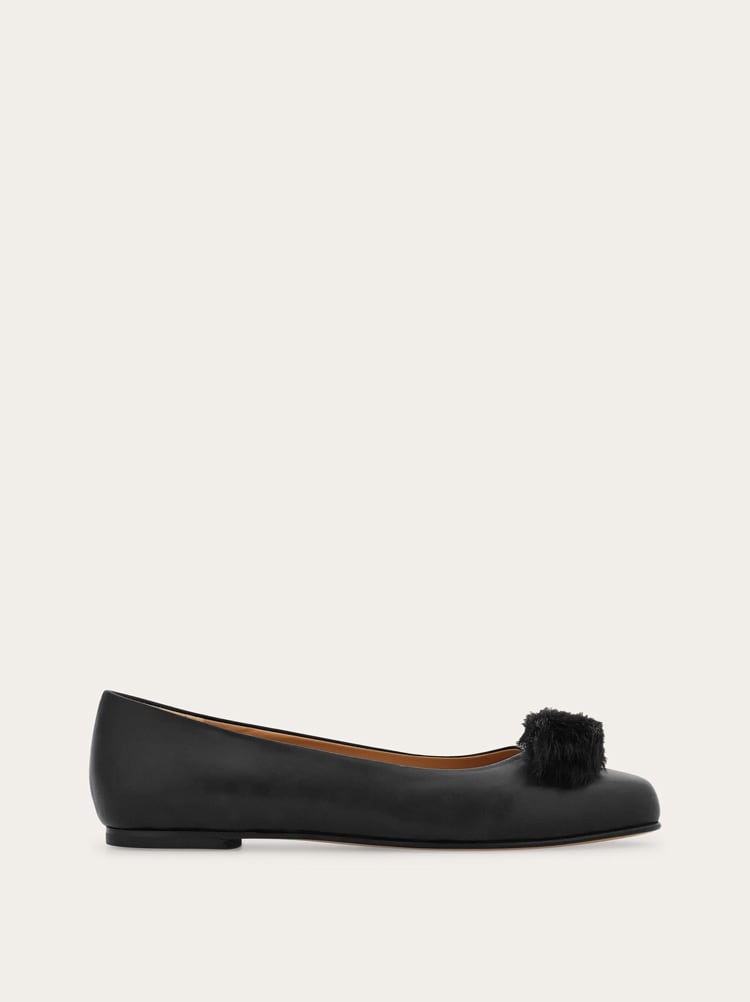 SalvatoreFerragamo ヴァリナ ファー フラットシューズ 7.5 SalvatoreFerragamo ヴァリナ ファー フラットシューズ 7.5