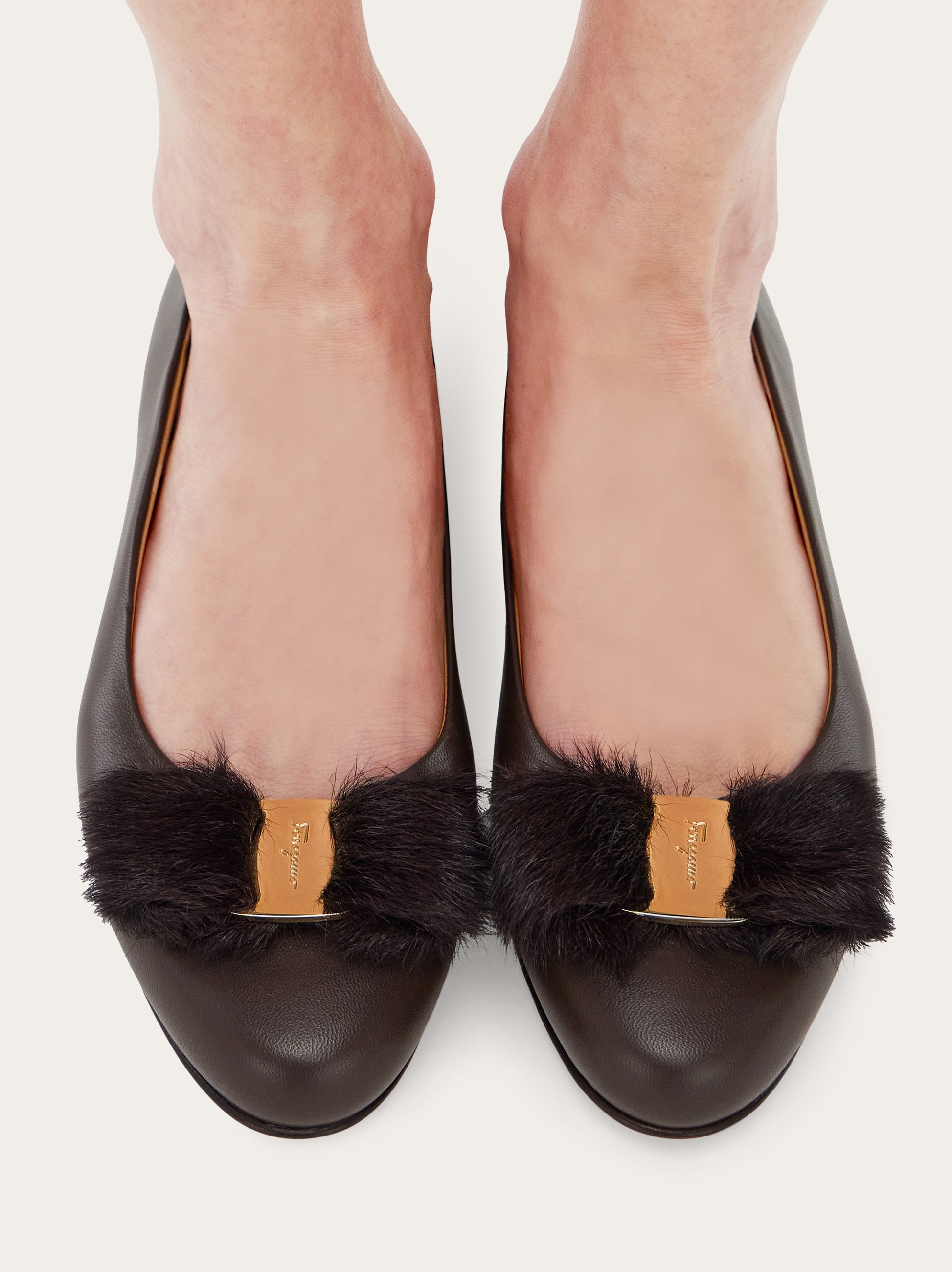 SalvatoreFerragamo ヴァリナ ファー フラットシューズ 7.5 ヴァリナ - ウィメンズ | Ferragamo