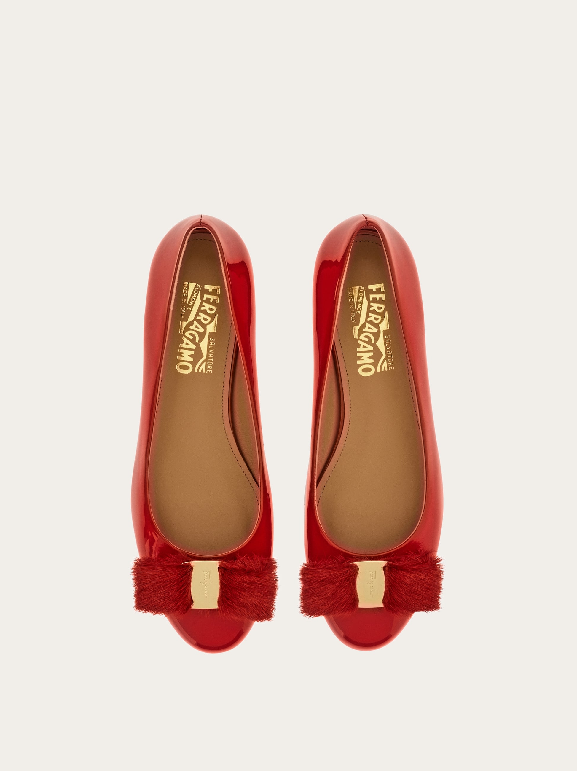 週末値下げ　美品Salvatore Ferragamo ヴァリナvarina ヴァリナ - ウィメンズ | Ferragamo