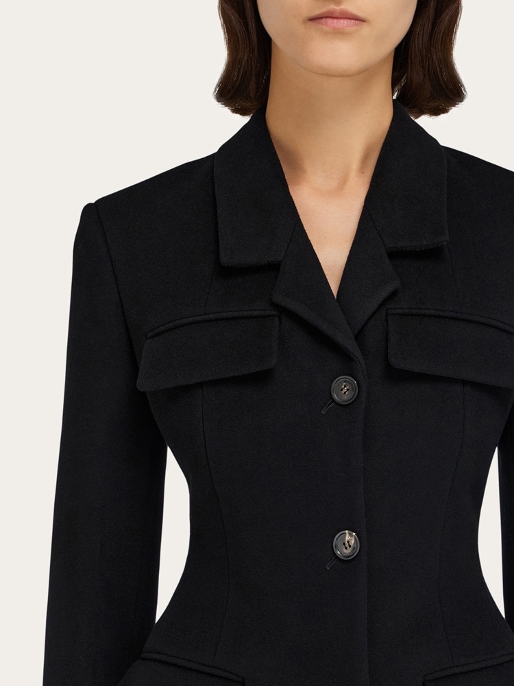 Fitted single breasted coat Gallery image 4