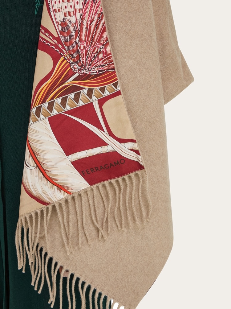 Cashmere and silk reversible cape Gallery image 5