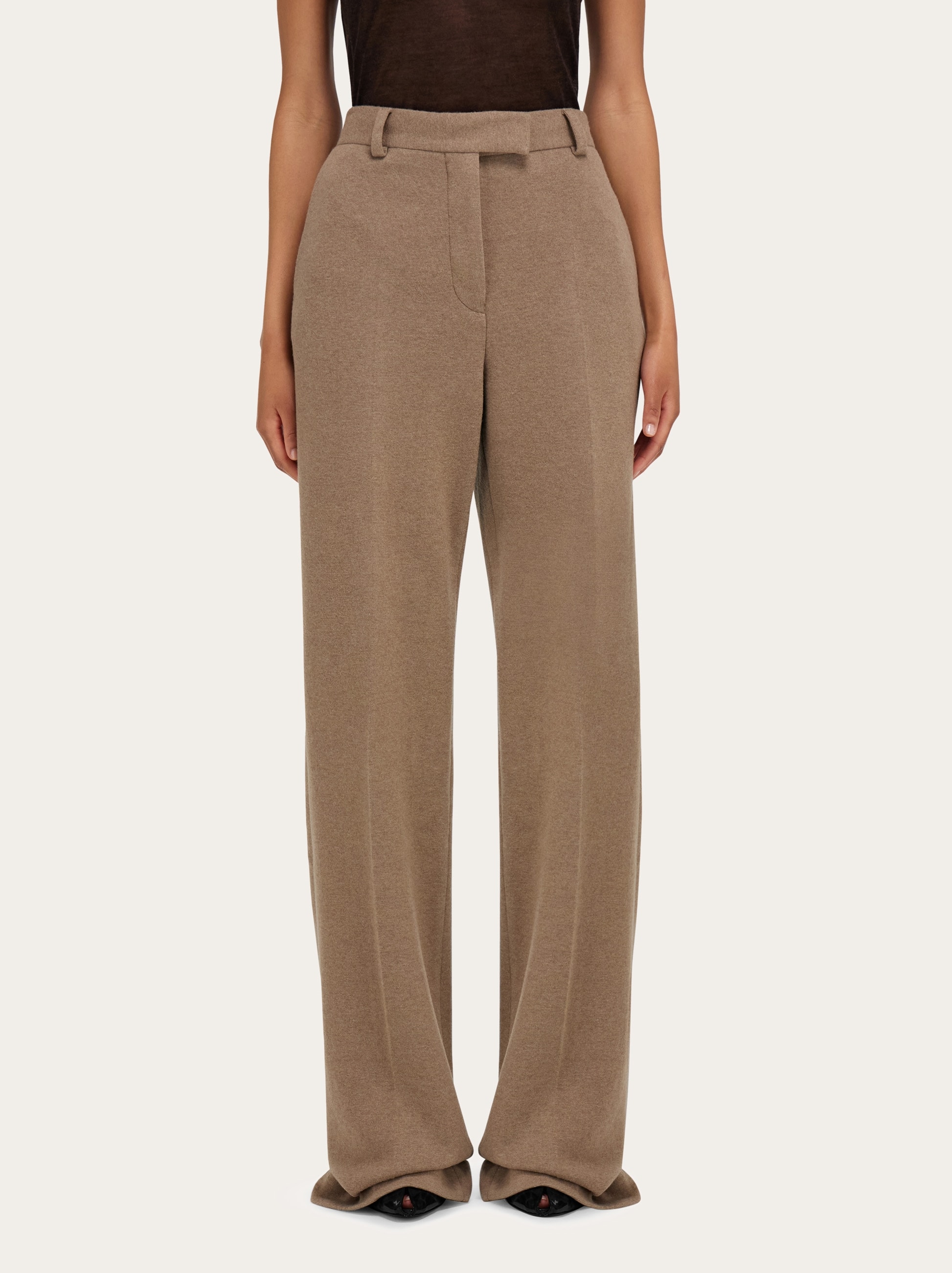 パンツ archive Salvatore Ferragamo Wool Slacks Pure wool tailored trouser - Women | Ferragamo