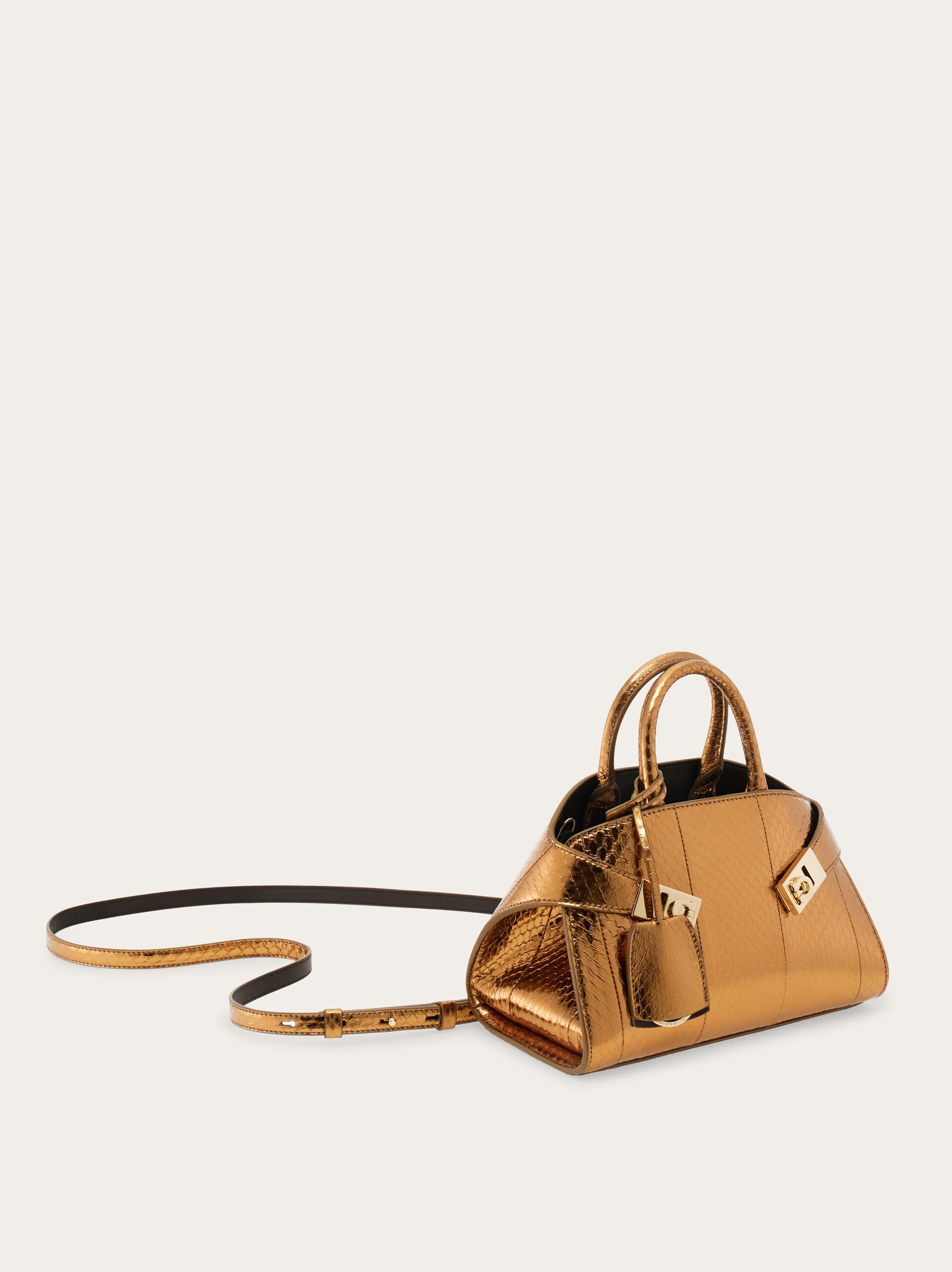 Hug handbag (XS) - Women | Ferragamo