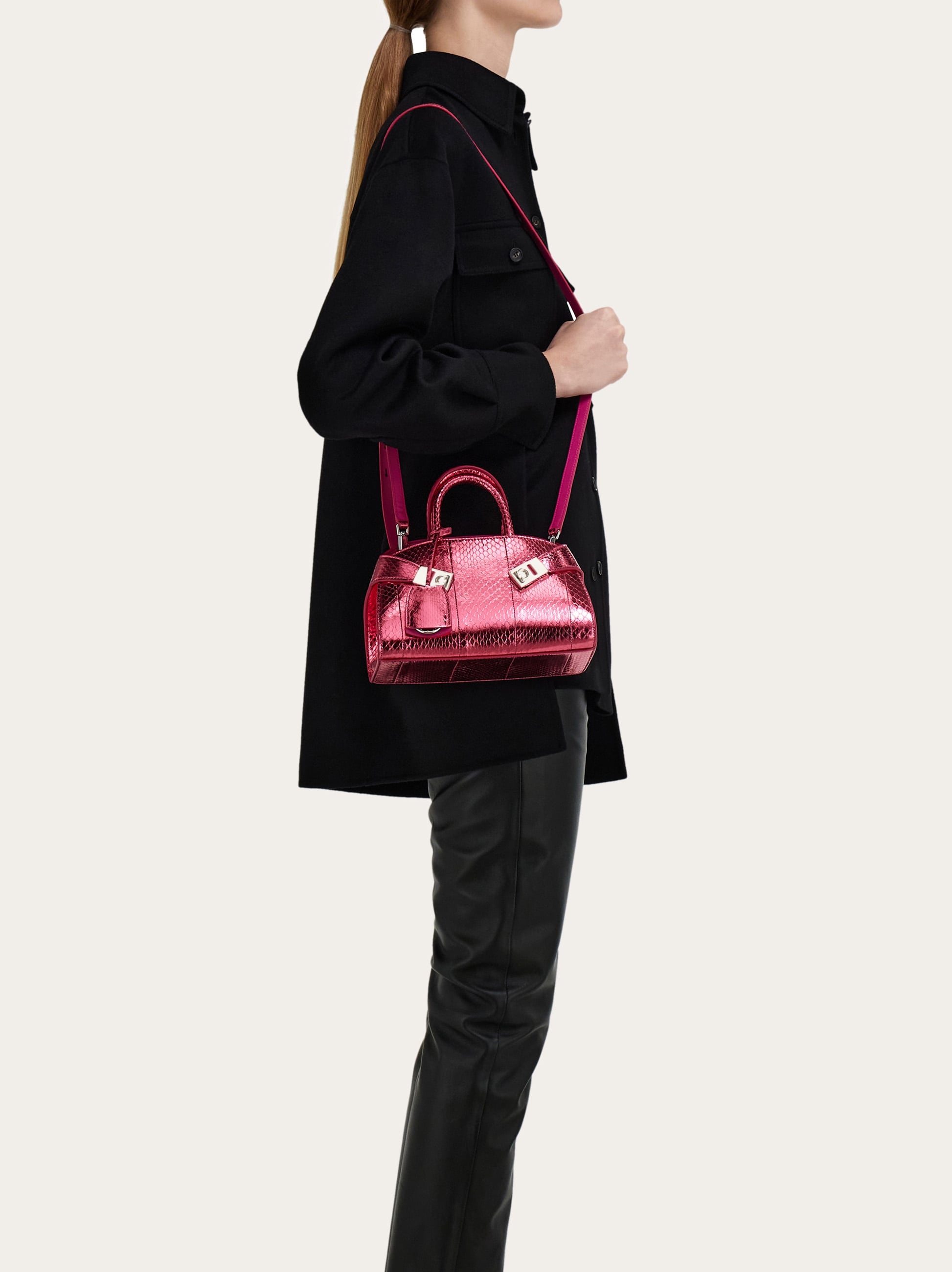 Hug handbag (XS) - Women | Ferragamo