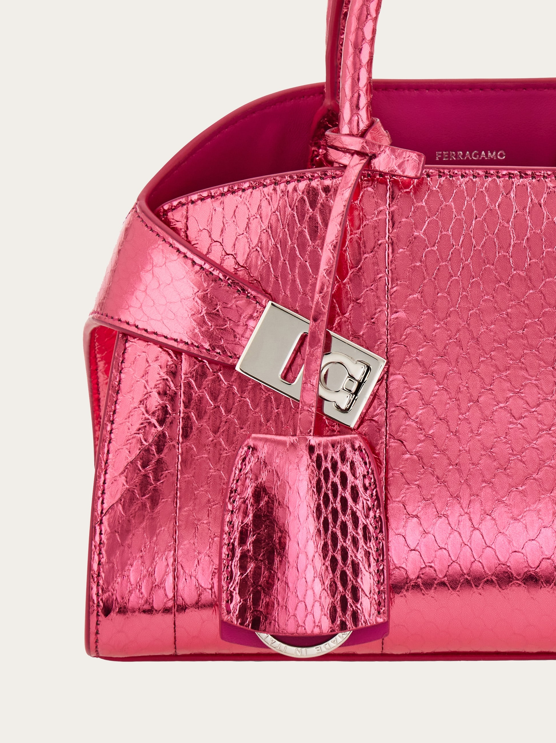 Hug handbag (XS) - Women | Ferragamo