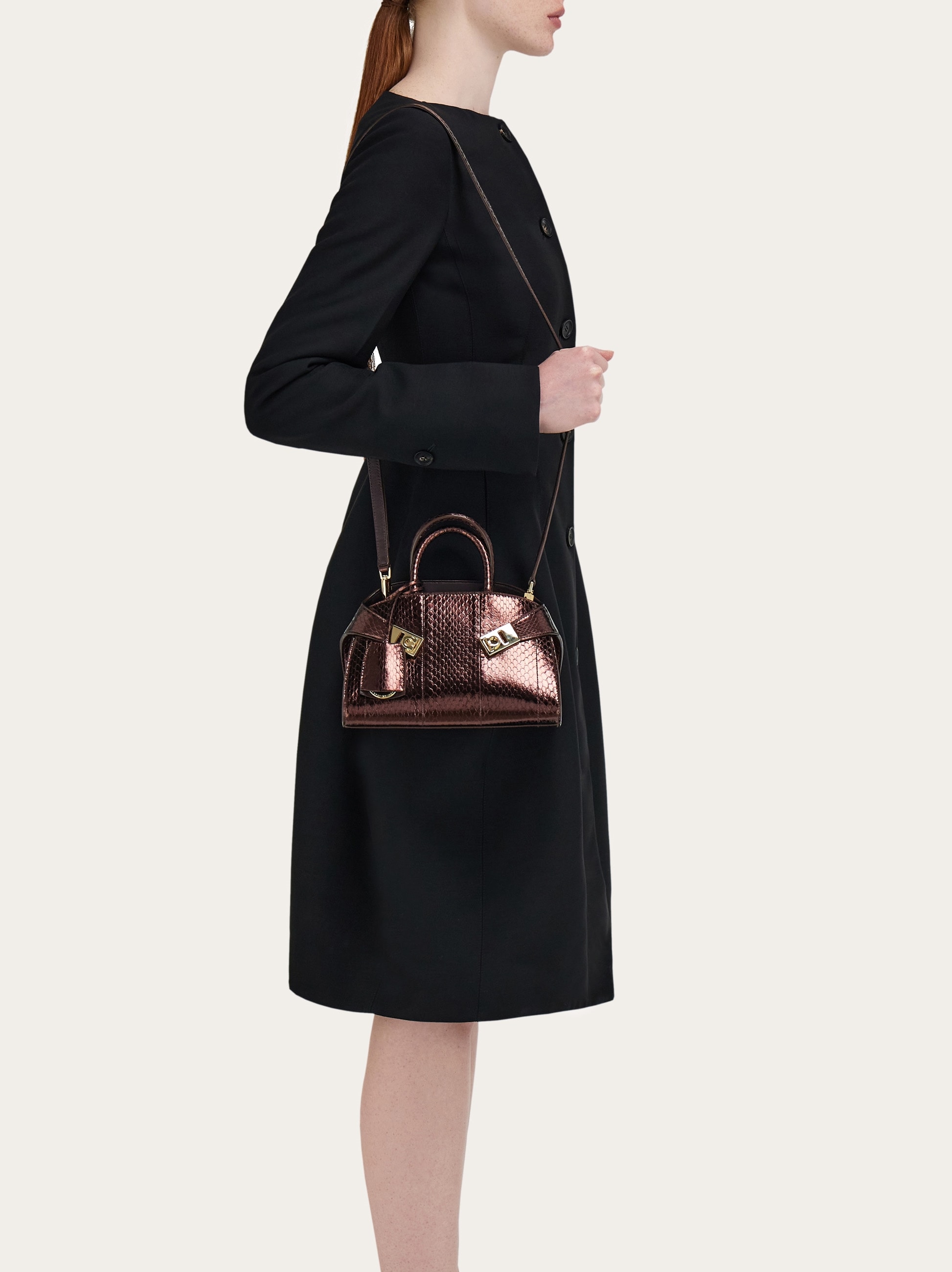 Hug handbag (XS) - Women | Ferragamo