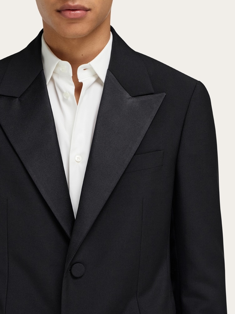 Dress suit Gallery image 4