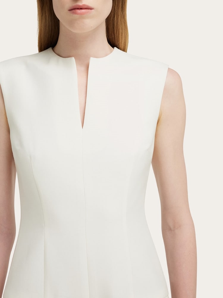 Sleeveless tailored dress Gallery image 4