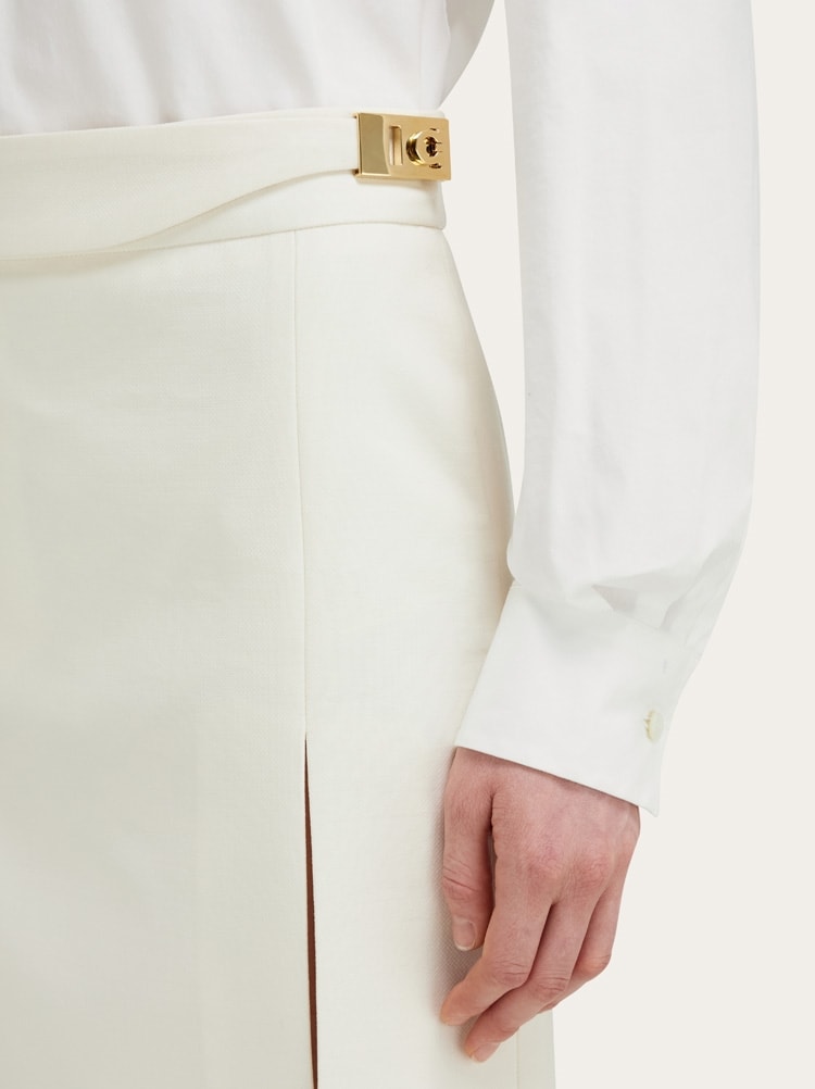 Falda con aberturas laterales Gallery image 5