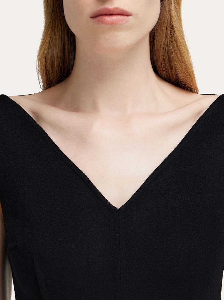 Cashmere blend sleeveless dress Gallery image 5