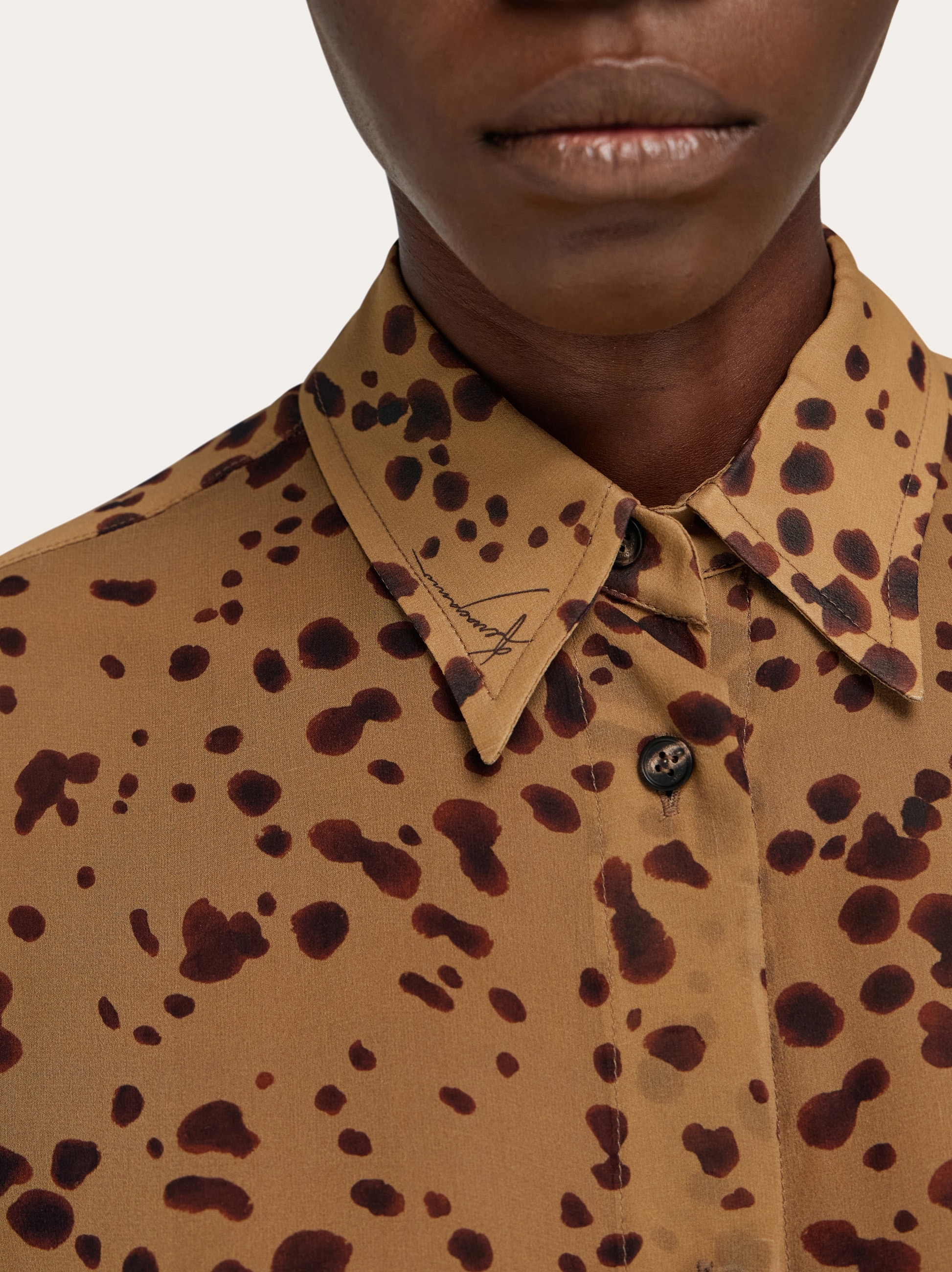 Georgette shirt with orchid print - Women | Ferragamo