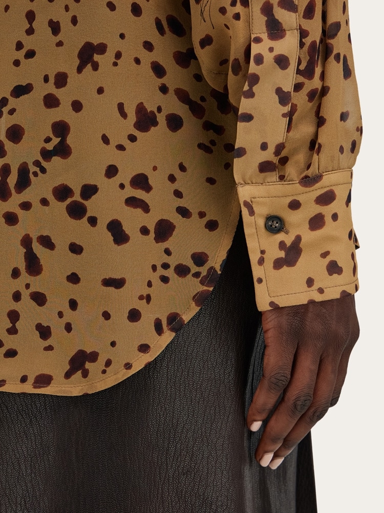 Georgette shirt with orchid print Gallery image 6