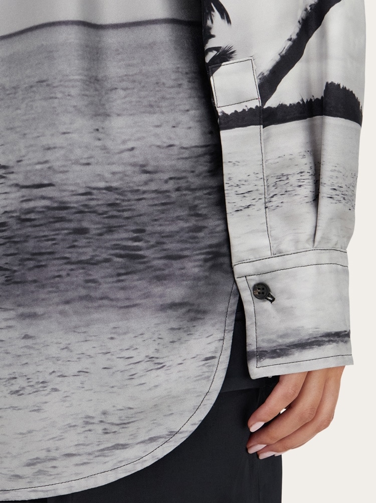 Oversize shirt with Trinidad print Gallery image 5