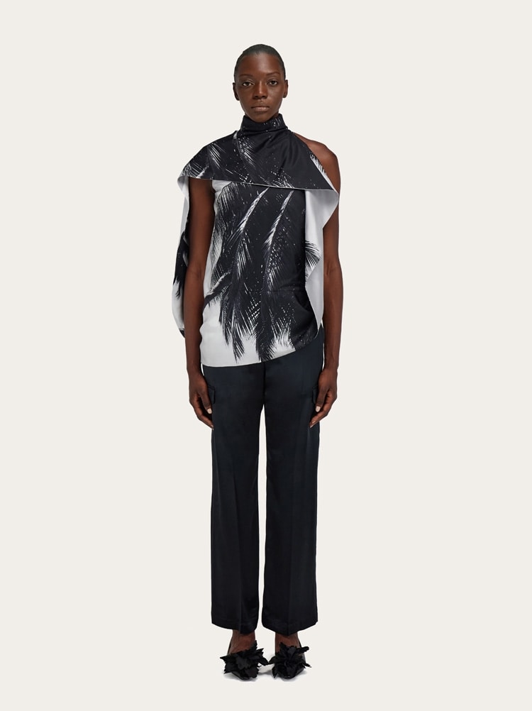 Asymmetric blouse with Trinidad print Gallery image 5