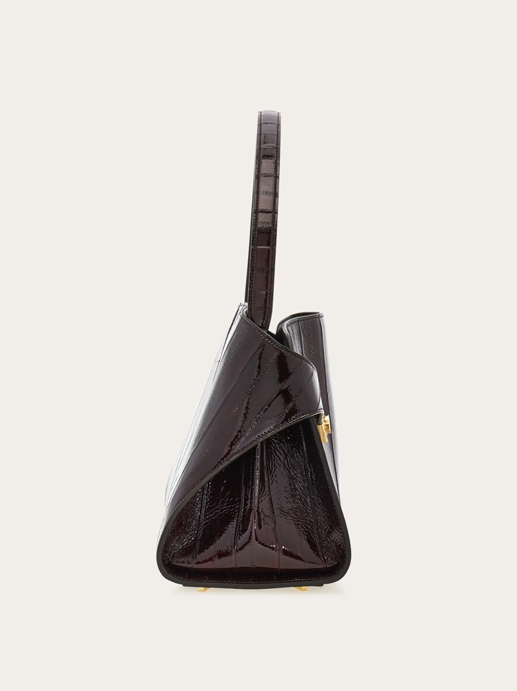 Hug soft shoulder bag (M) Gallery image 2