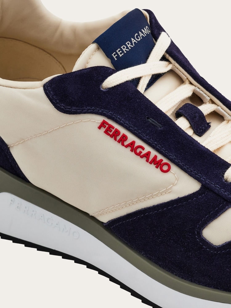 Low cut sneaker Gallery image 6
