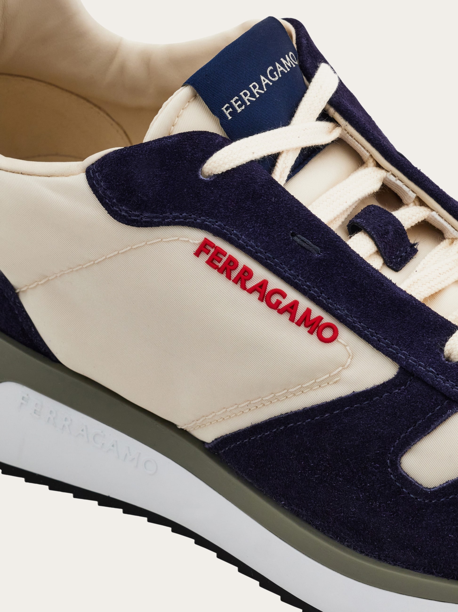 【フェラガモ　メンズ】ブラックレザーシューズ 8E フェラガモ メンズ】ブラックレザーシューズ 8E フェラガモ/Ferragamo