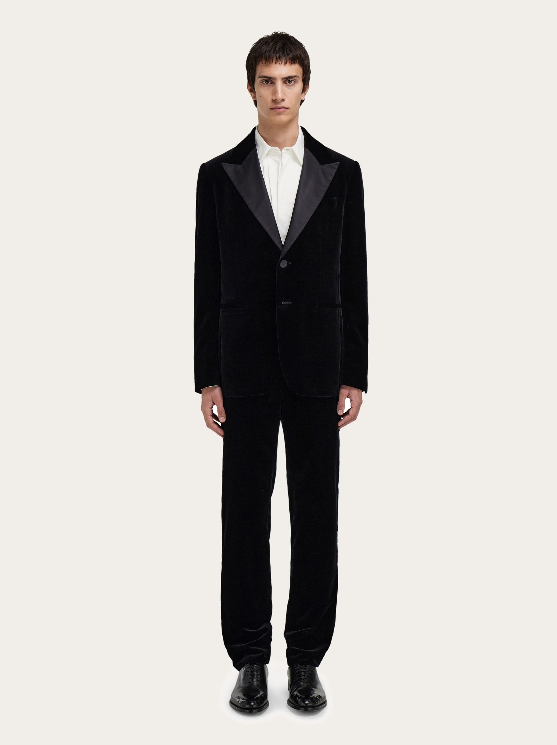 美品 Salvatore ferragamo 希少 タキシード セットアップ 美品 Salvatore ferragamo 希少 タキシード セットアップ 【公式通販】