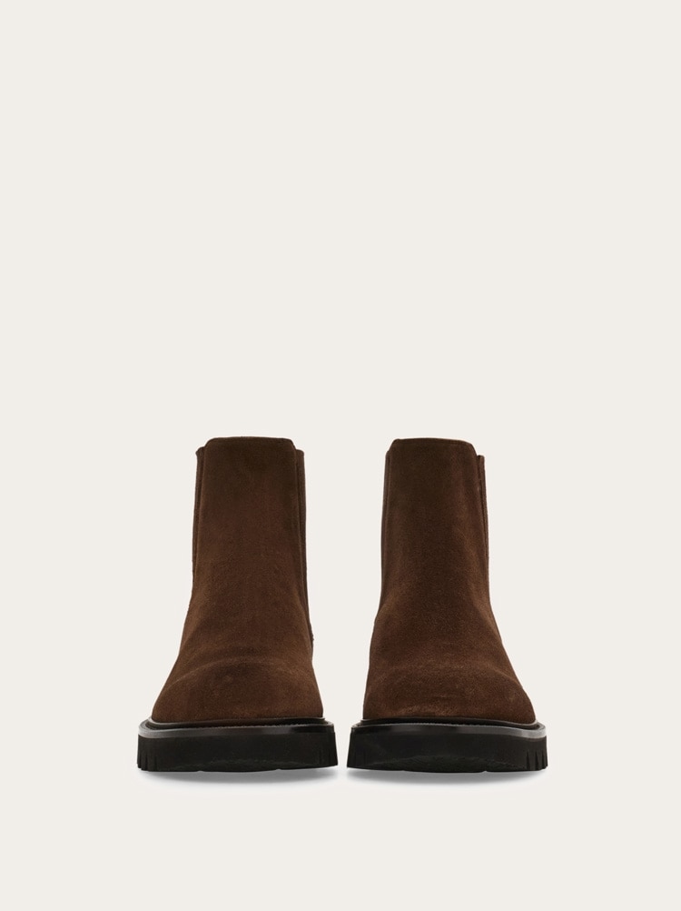 Chelsea boot Gallery image 3