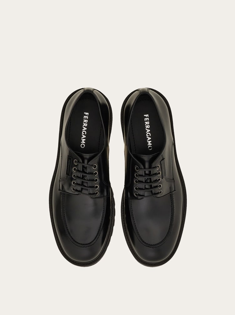 Derby shoe Gallery image 3