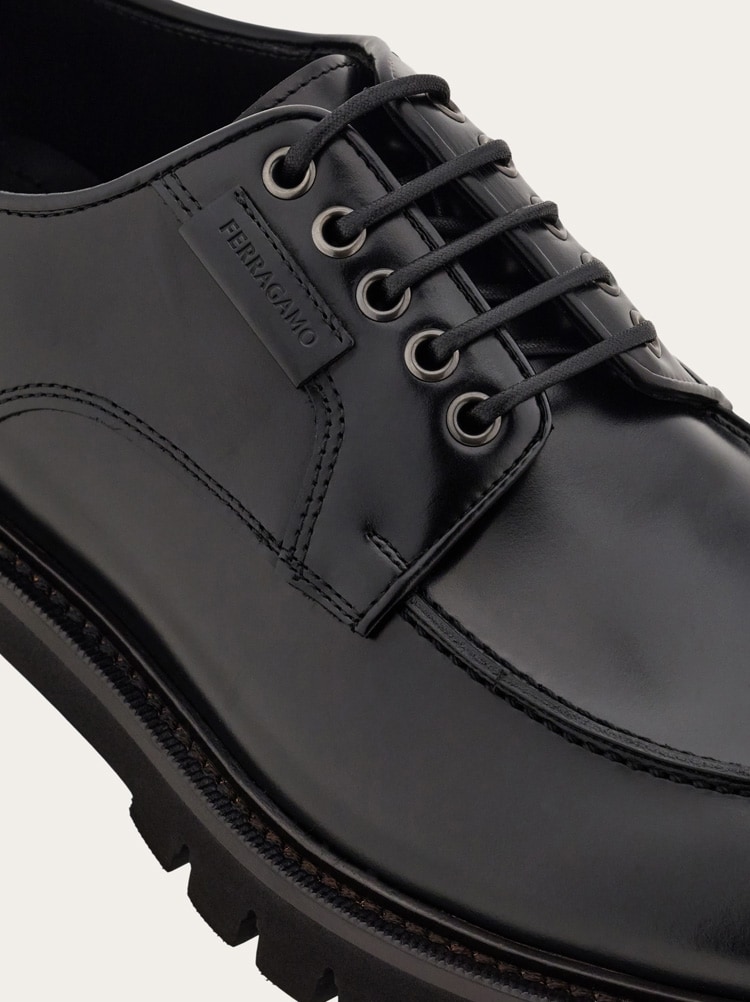 Derby shoe Gallery image 6