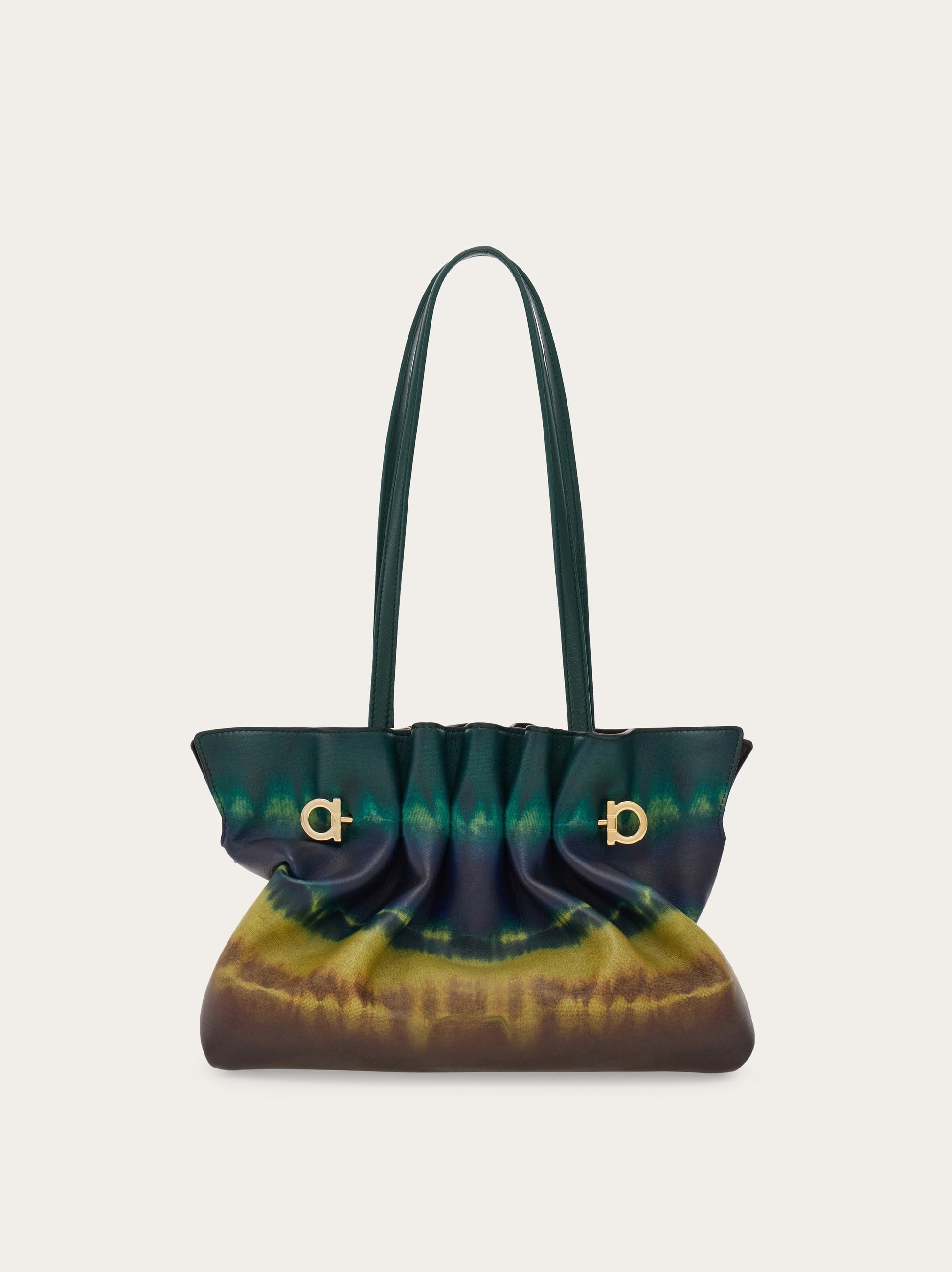 関西送料込 FERRAGAMO フェラガモ ソフトバッグ S フェラガモ ソフトバッグ(S) - ウィメンズ | Ferragamo