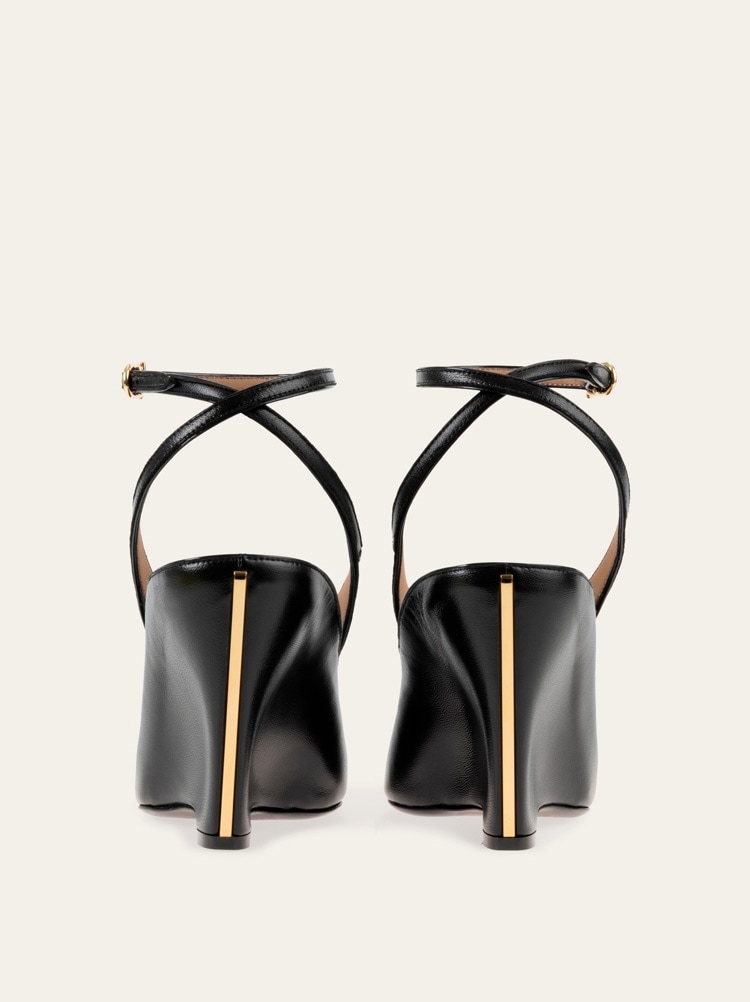 Peep toe wedge sandal Gallery image 4