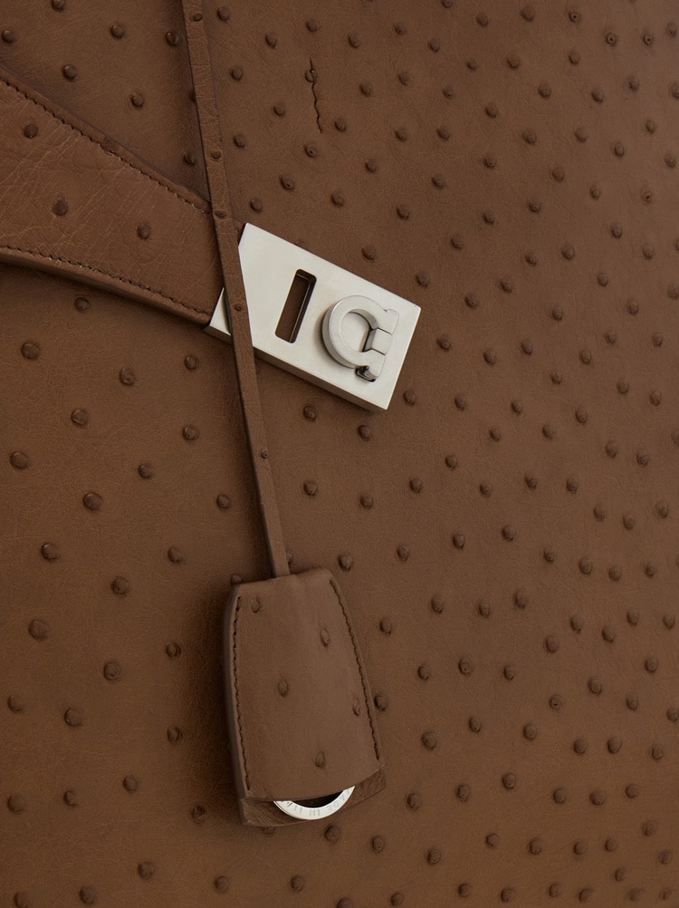 Hug briefcase Gallery image 9