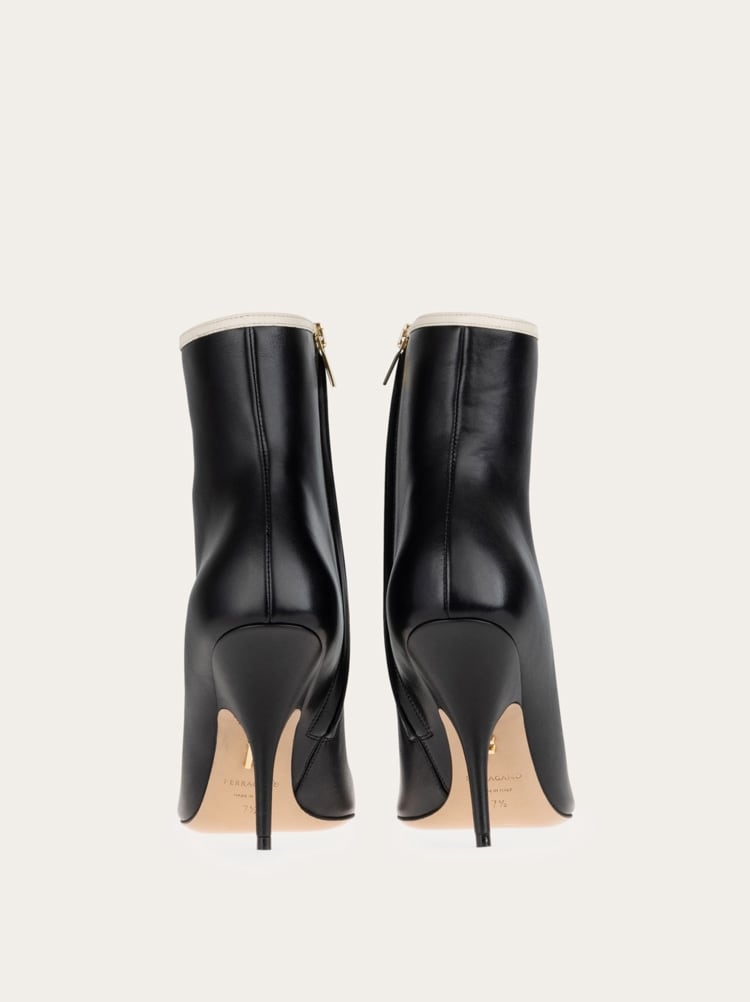 Pointed ankle boot with mini bow detail Gallery image 4