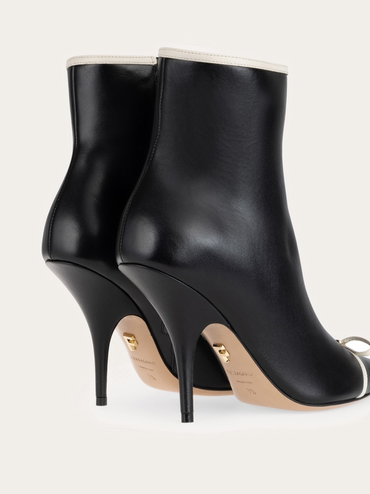 Pointed ankle boot with mini bow detail Gallery image 7