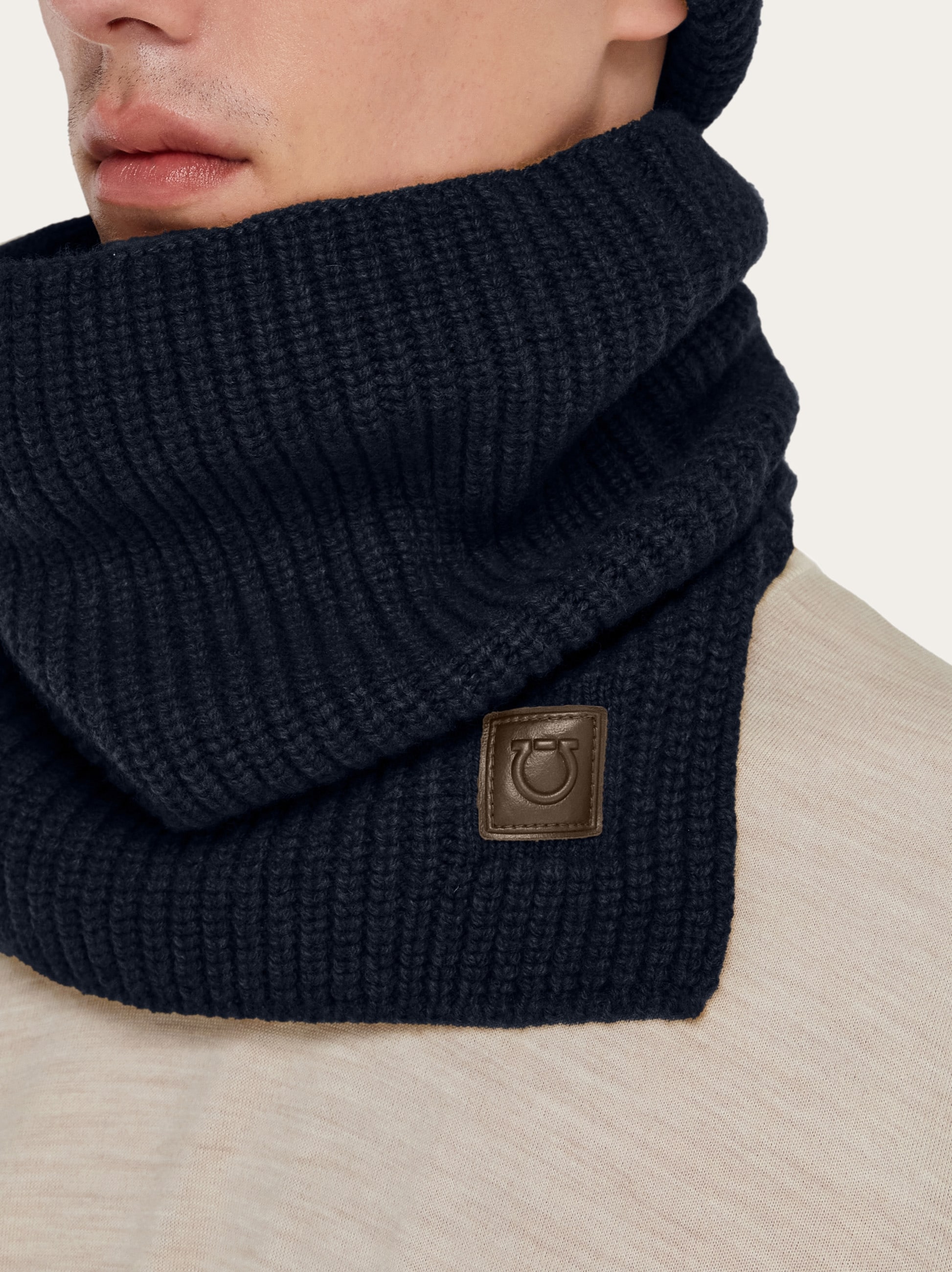 Cashmere blend collar - Men | Ferragamo