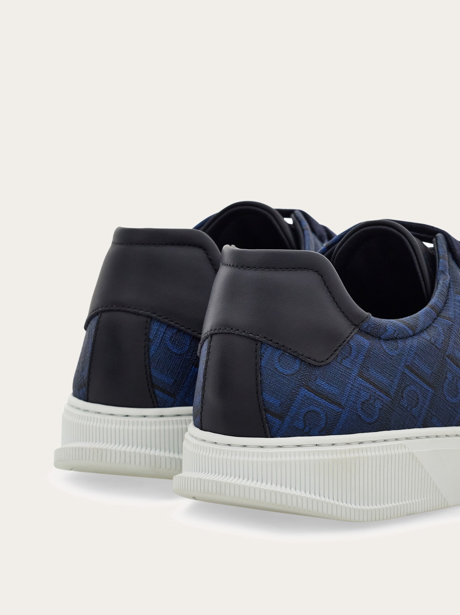 Low cut sneaker - Men | Ferragamo