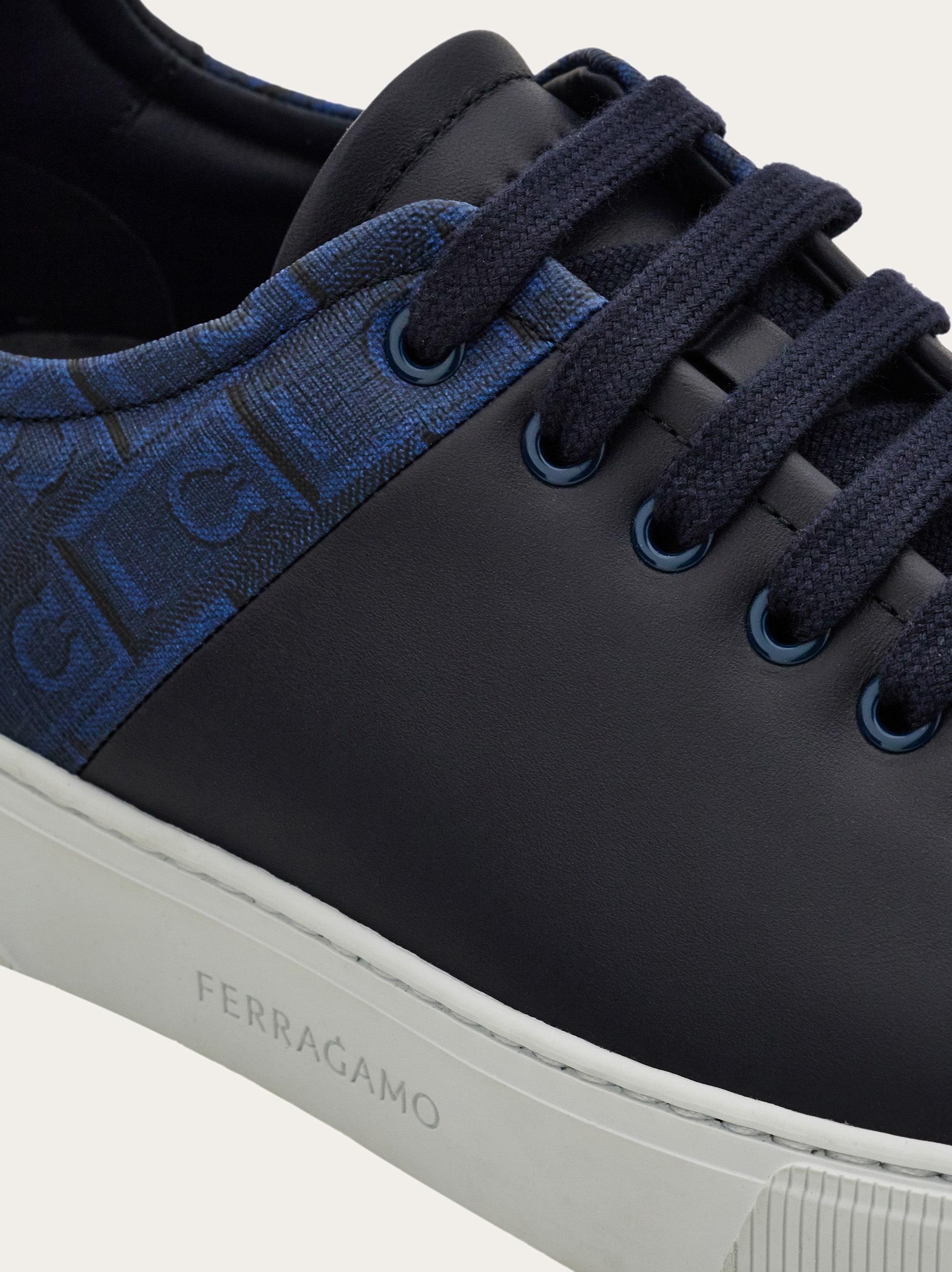 Low cut sneaker - Men | Ferragamo