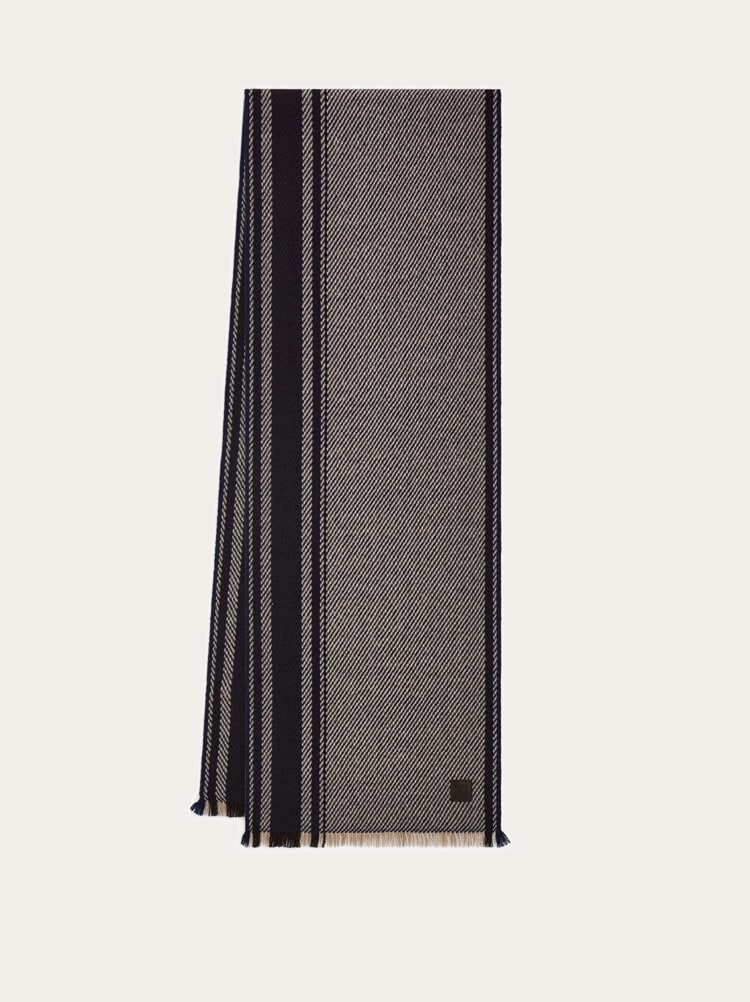 Cashmere scarf Gallery image 1