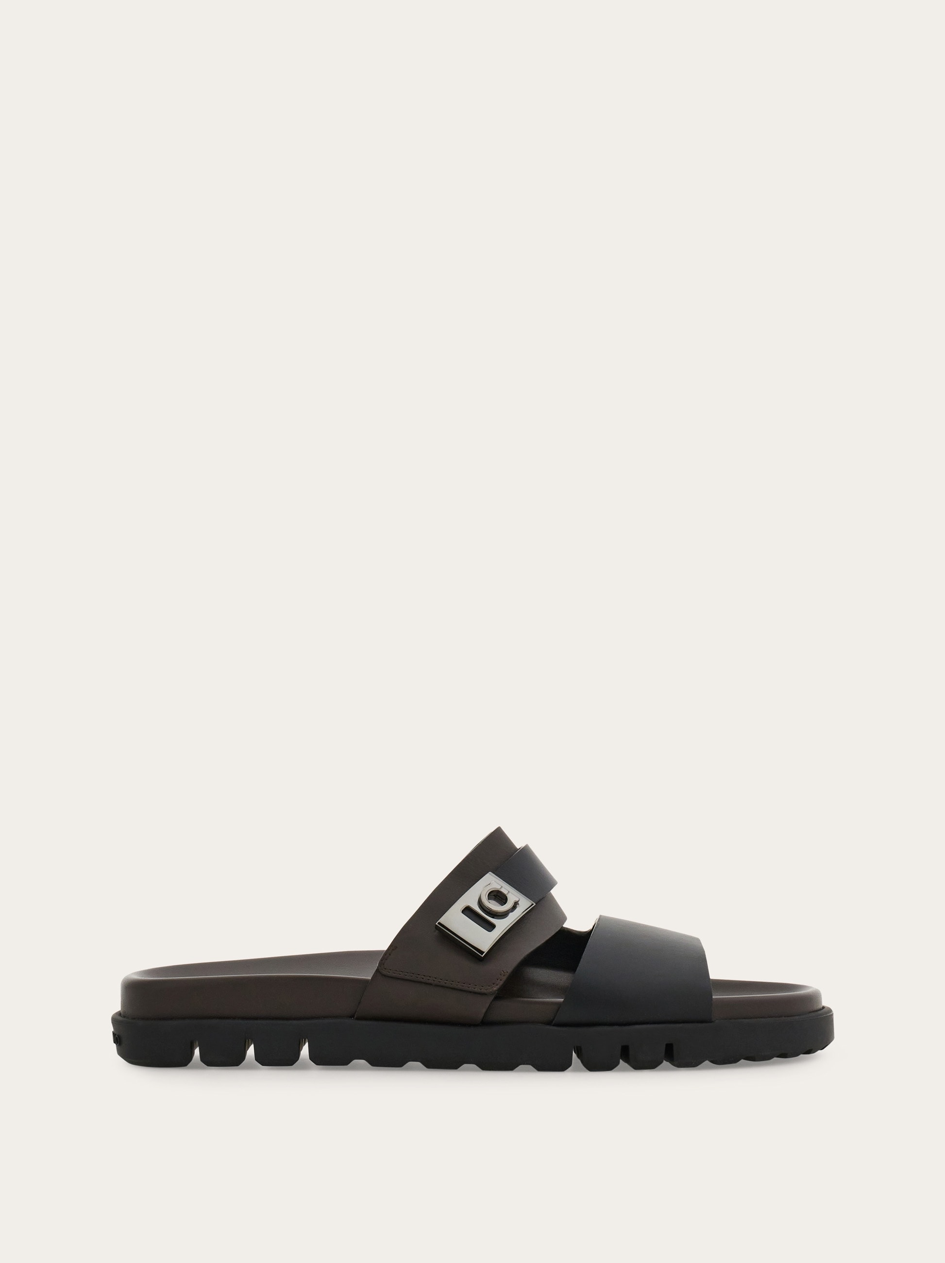 Chunky sandal with Hug buckle - Men | Ferragamo