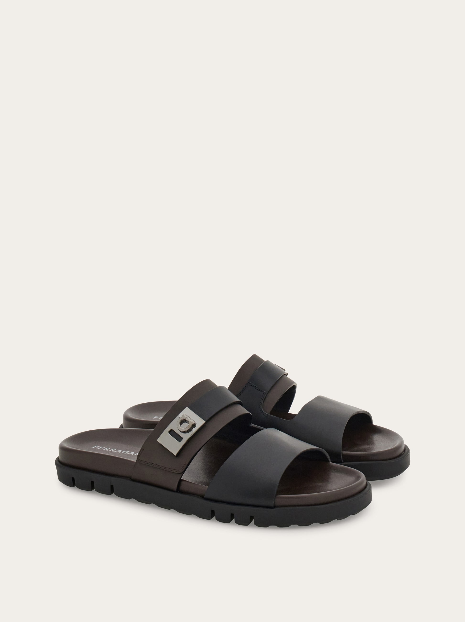 Chunky sandal with Hug buckle - Men | Ferragamo