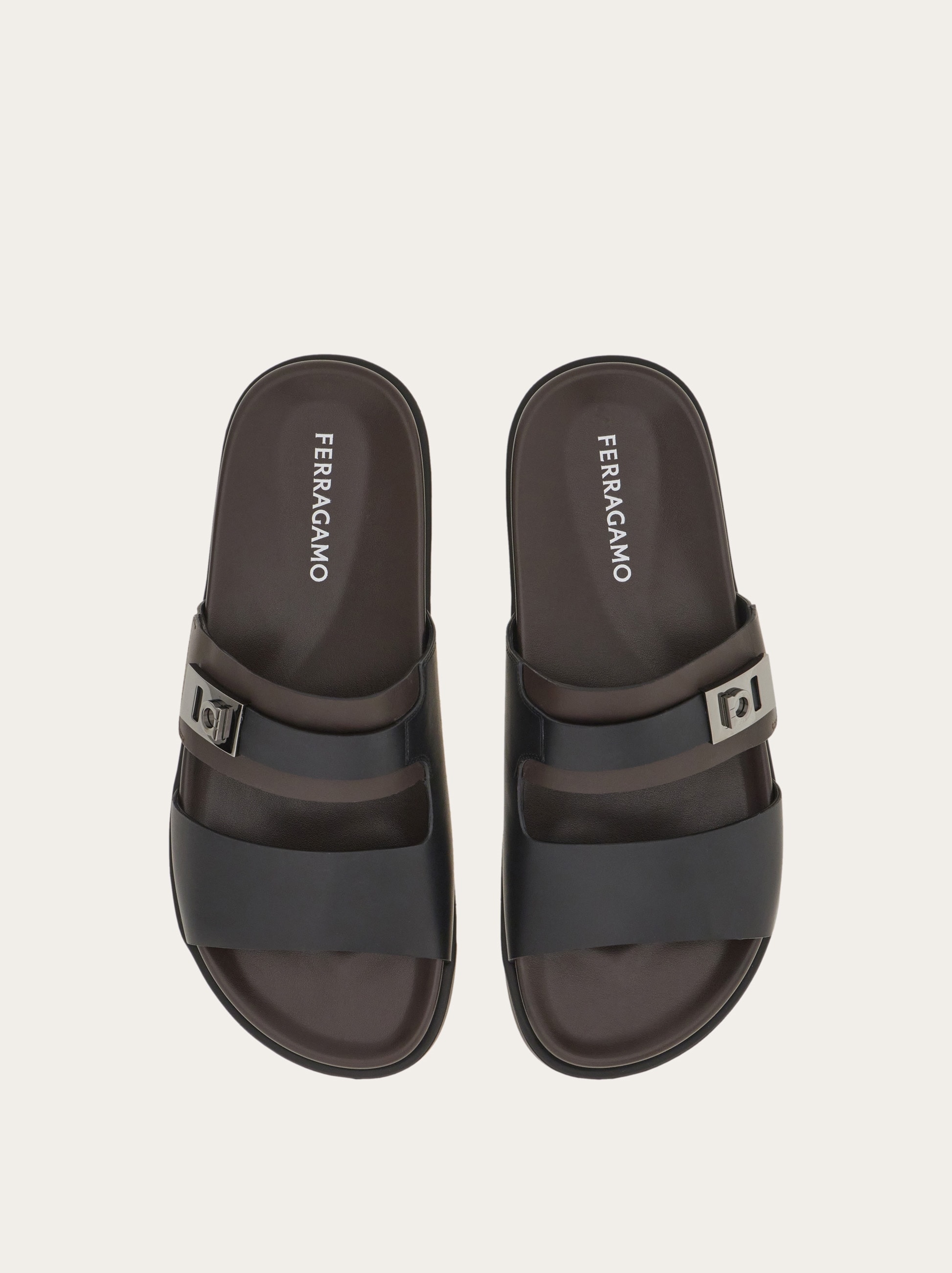 Chunky sandal with Hug buckle - Men | Ferragamo